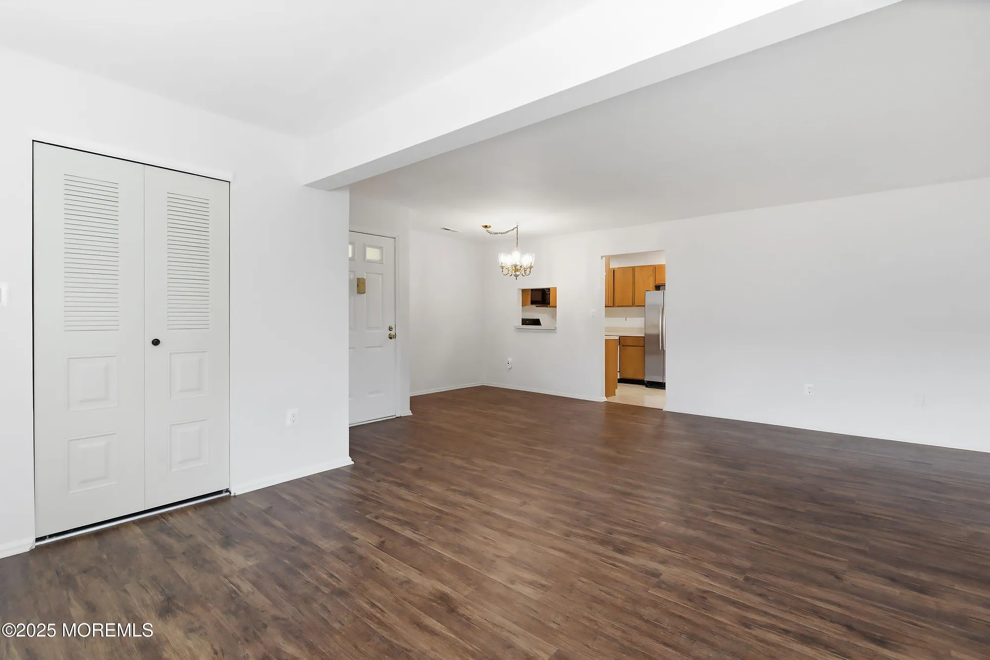 Property Slideshow image 17 of 29 | 7 boxwood ter # 250, Red Bank, NJ, 07701