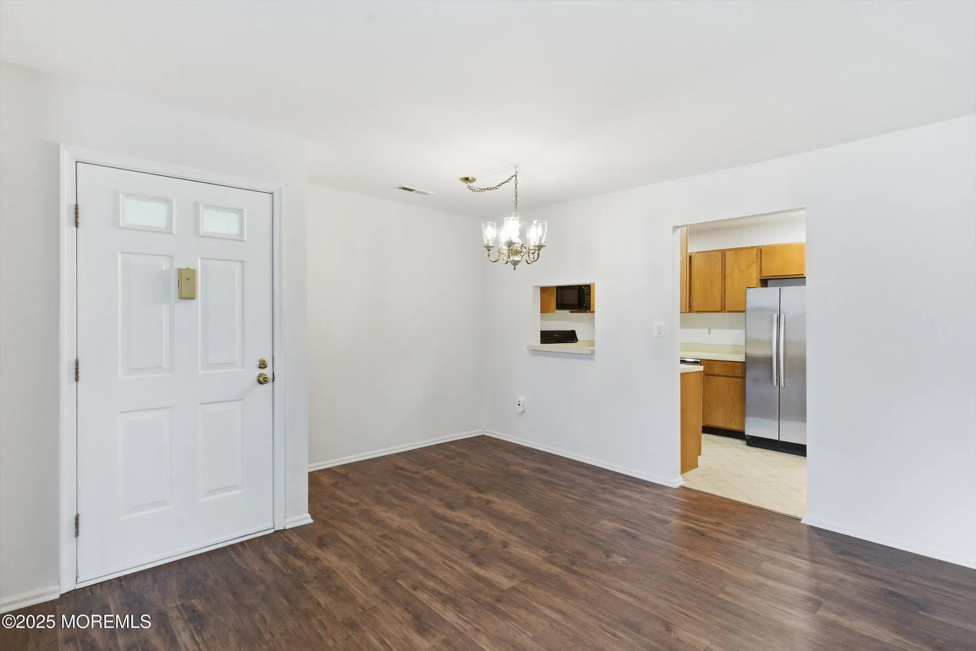 Property Slideshow image 7 of 29 | 7 boxwood ter # 250, Red Bank, NJ, 07701