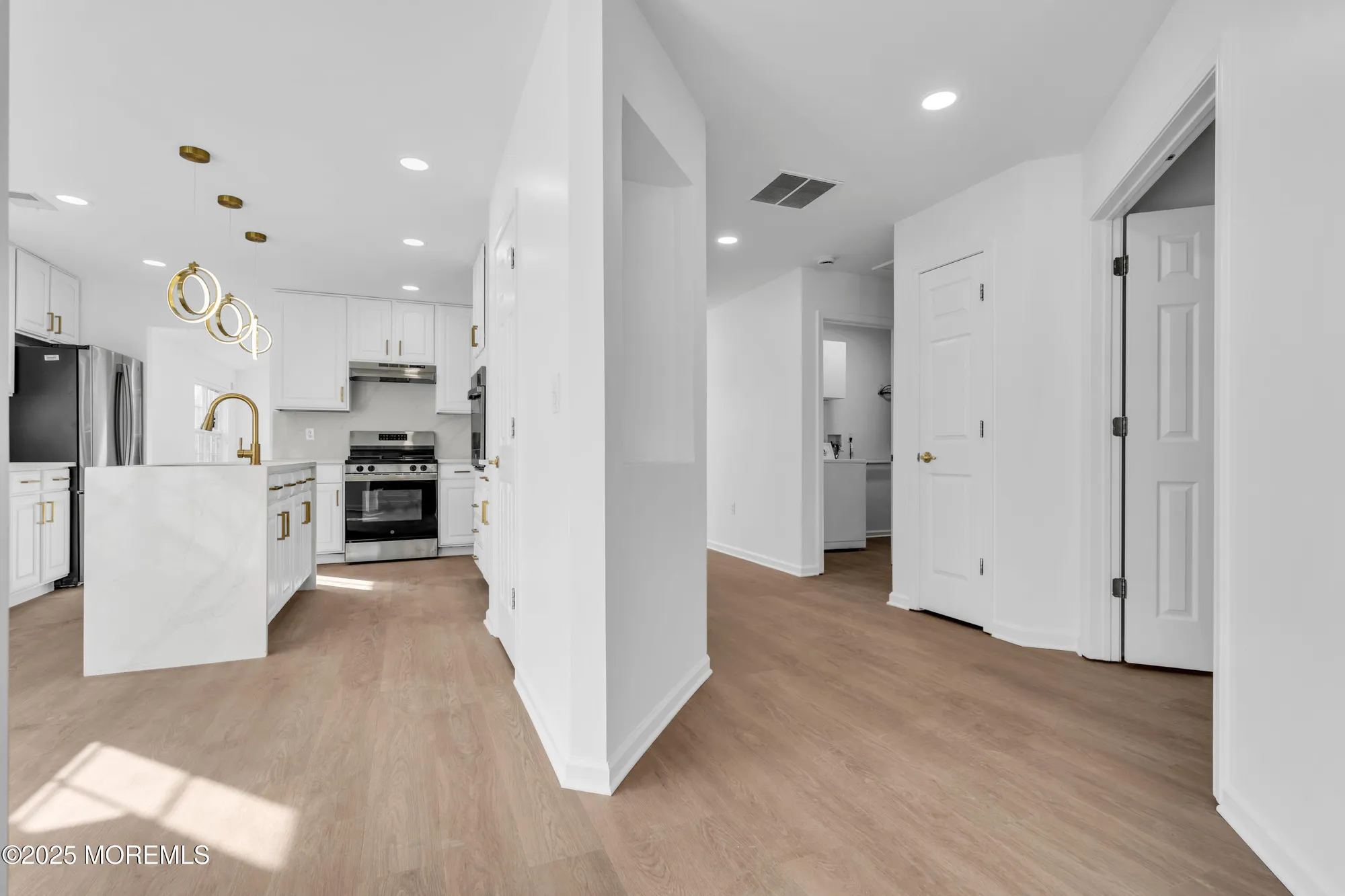 Property Slideshow image 35 of 66 | 9 oakmont rd, Lakewood, NJ, 08701