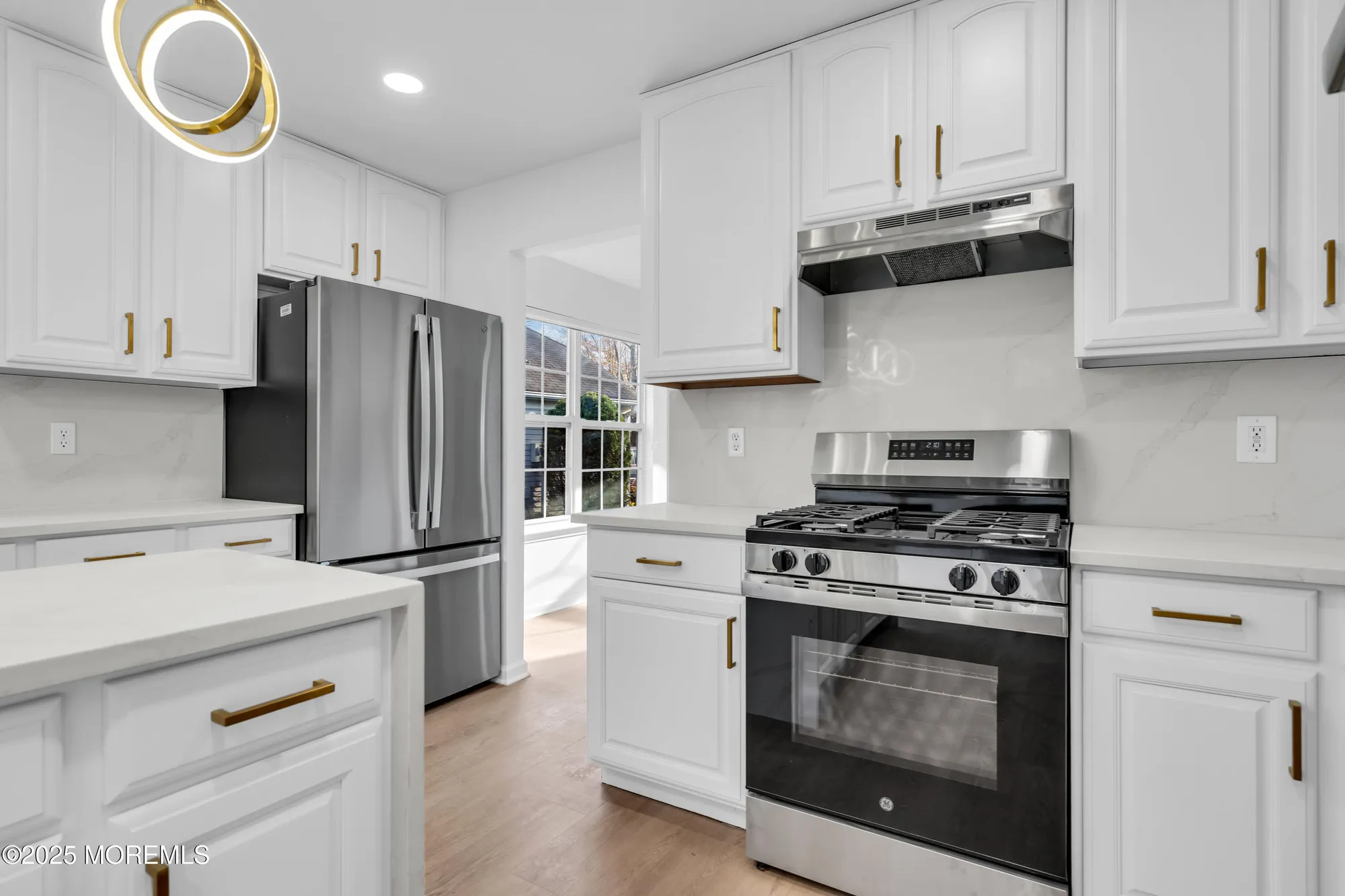 Property Slideshow image 23 of 66 | 9 oakmont rd, Lakewood, NJ, 08701