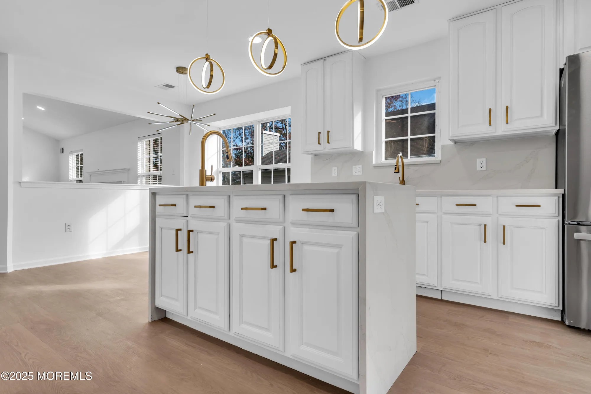 Property Slideshow image 33 of 66 | 9 oakmont rd, Lakewood, NJ, 08701