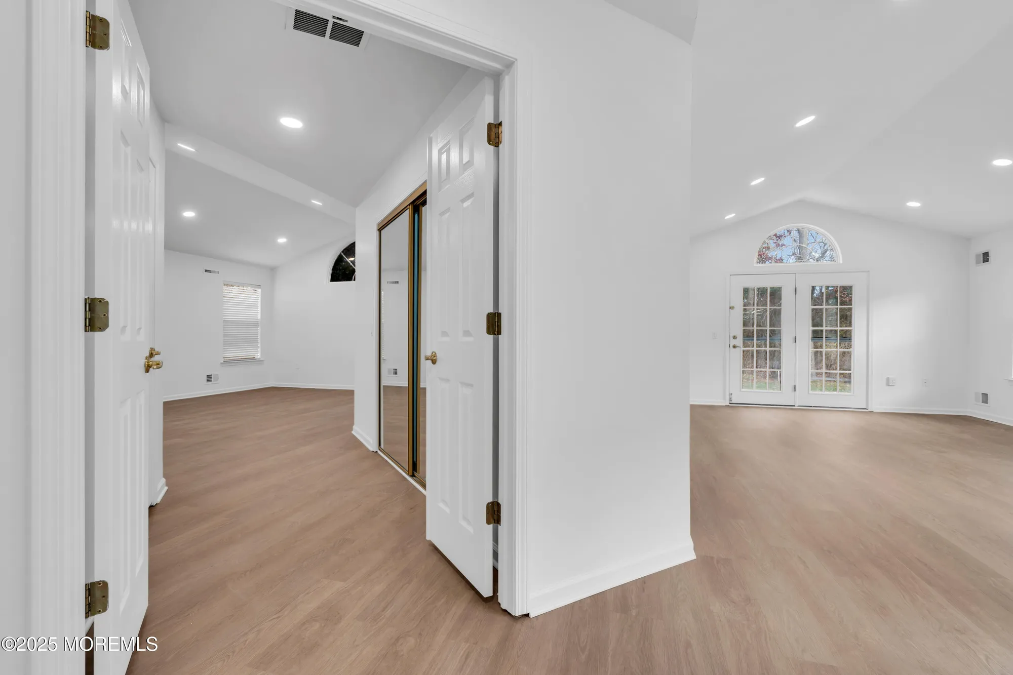 Property Slideshow image 44 of 66 | 9 oakmont rd, Lakewood, NJ, 08701