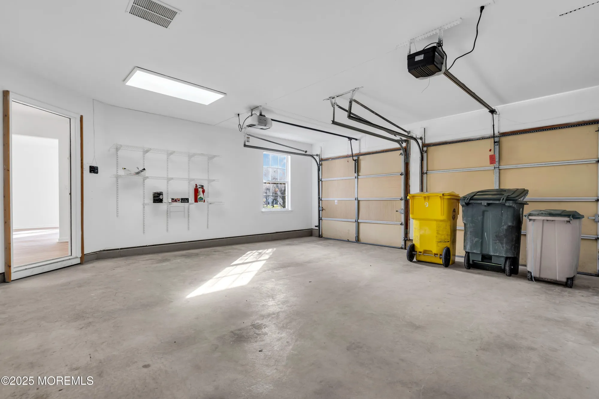 Property Slideshow image 63 of 66 | 9 oakmont rd, Lakewood, NJ, 08701