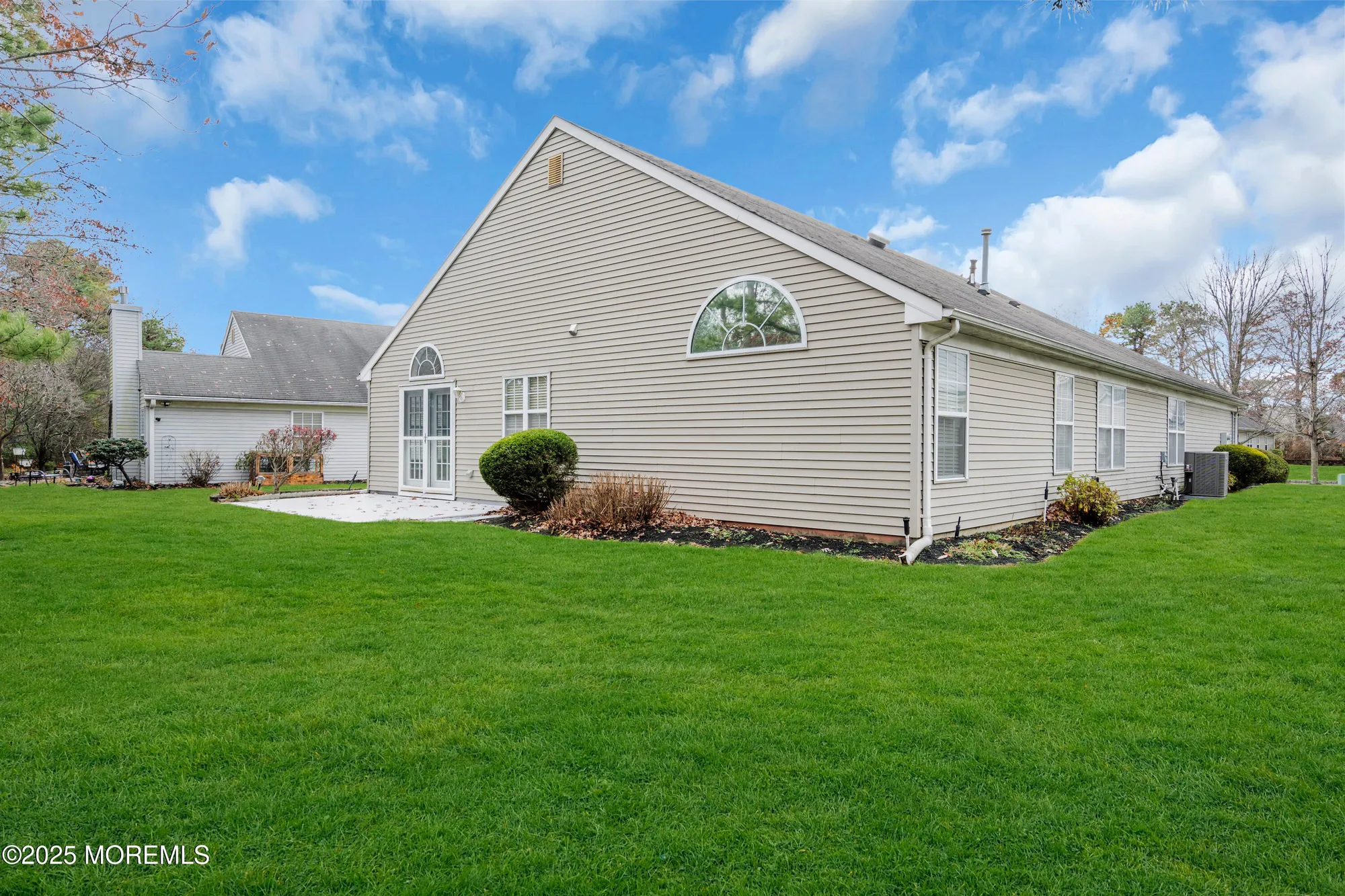 Property Slideshow image 65 of 66 | 9 oakmont rd, Lakewood, NJ, 08701