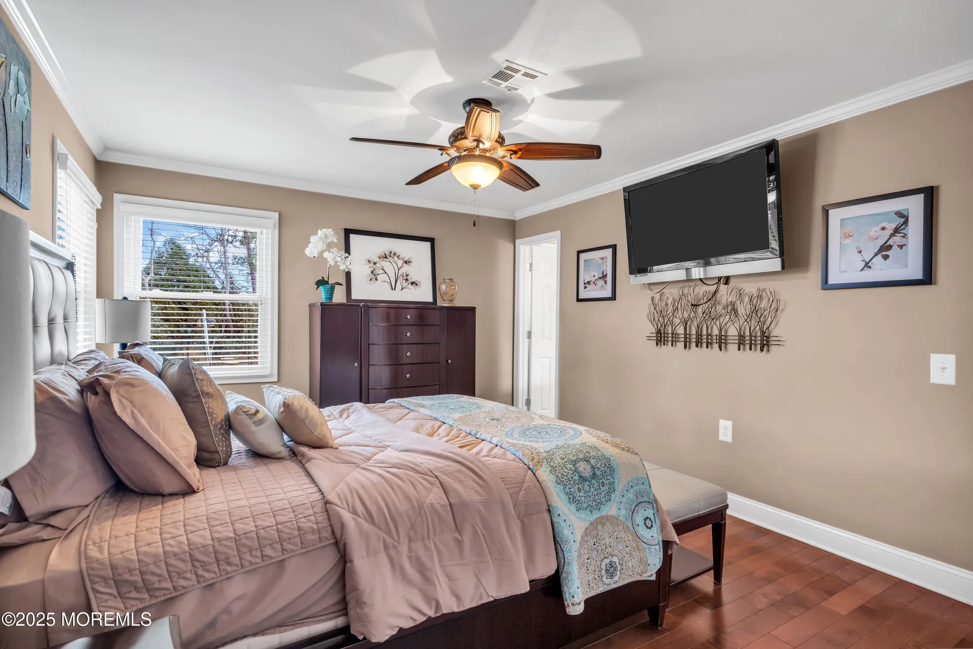 Property Slideshow image 15 of 24 | 21 redlands ct, Toms River, NJ, 08757