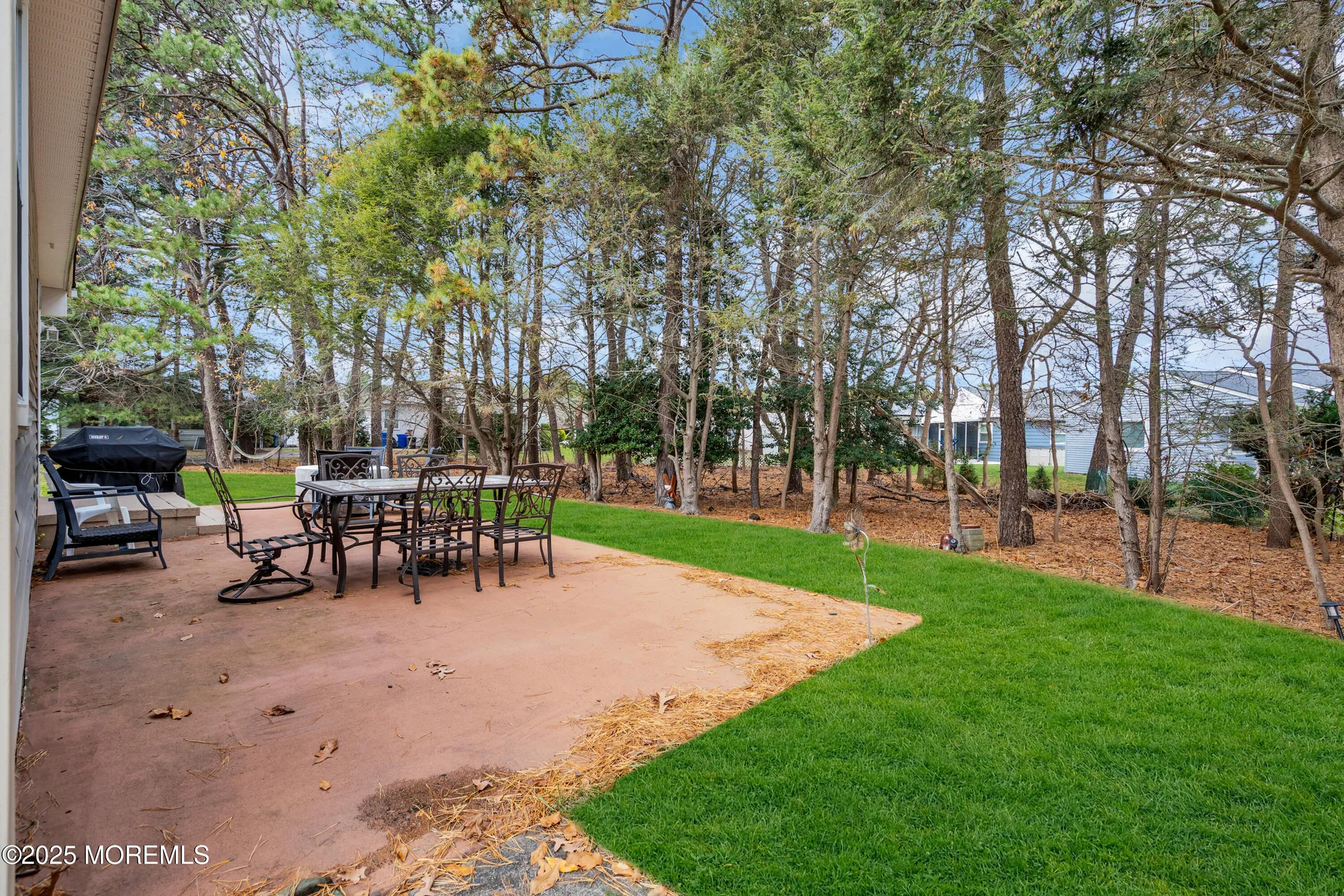 Property Slideshow image 22 of 24 | 21 redlands ct, Toms River, NJ, 08757