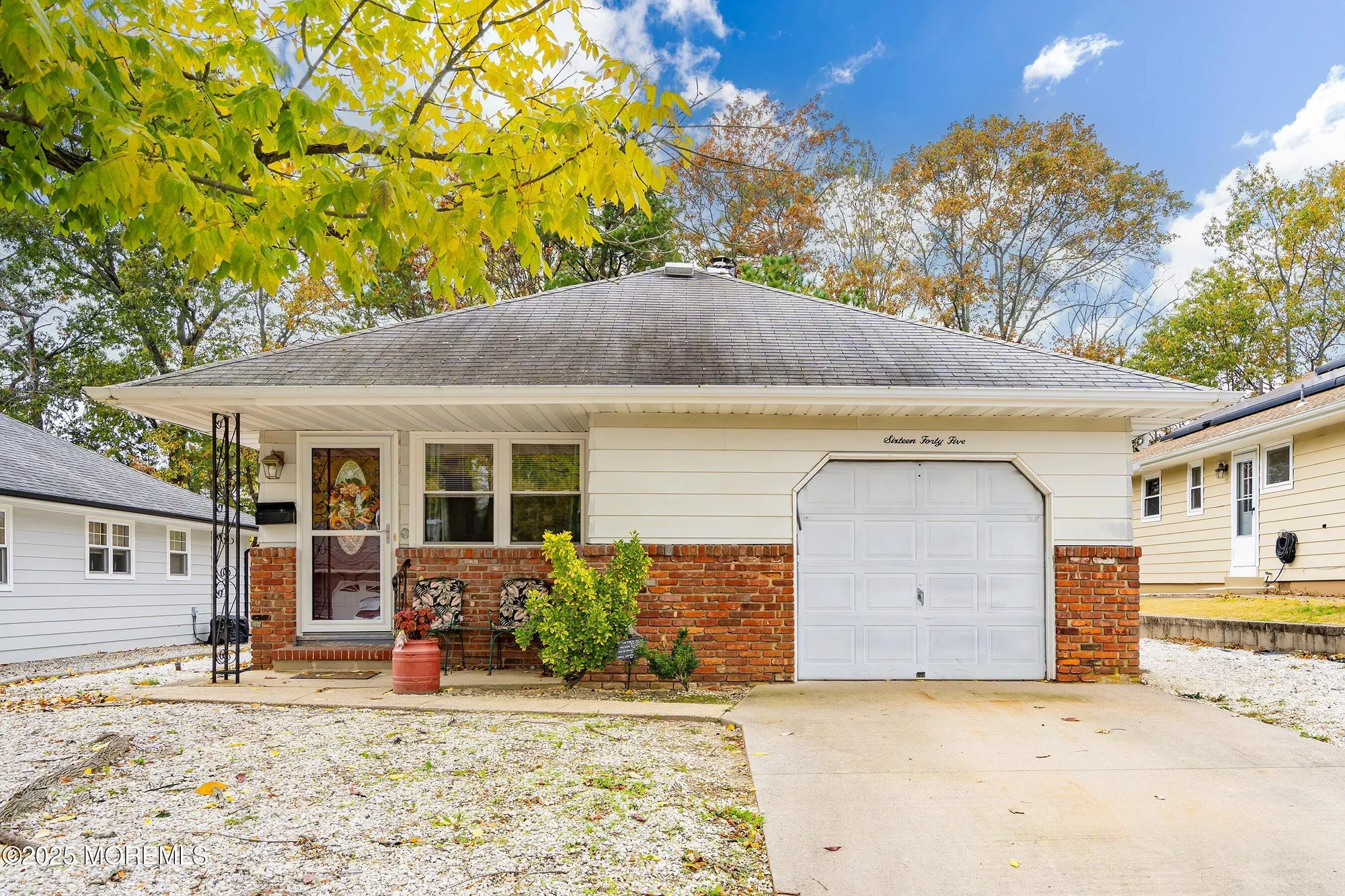 Property Slideshow image 1 of 26 | 1645 mount everest ln, Toms River, NJ, 08753