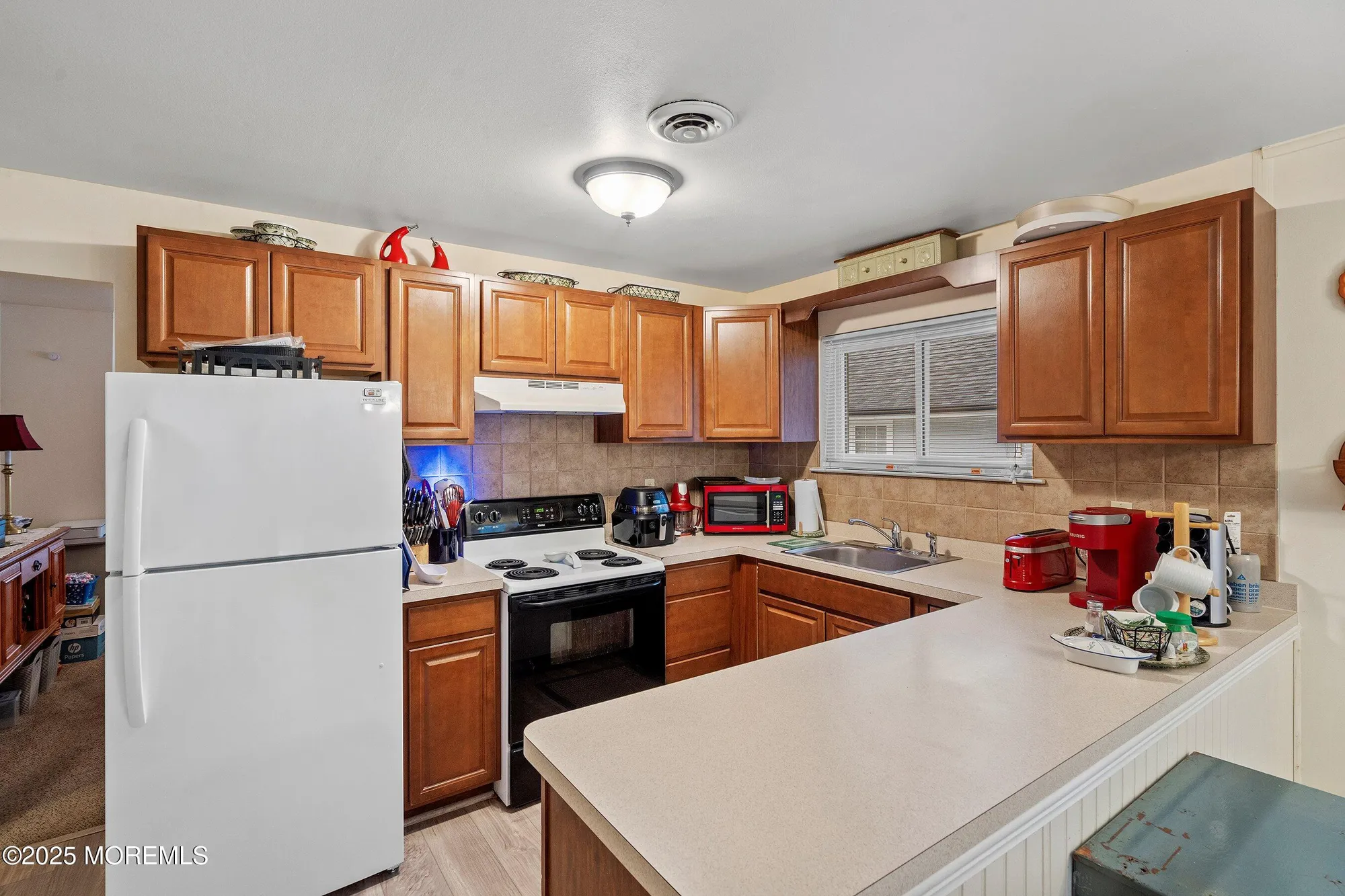 Property Slideshow image 8 of 26 | 1645 mount everest ln, Toms River, NJ, 08753
