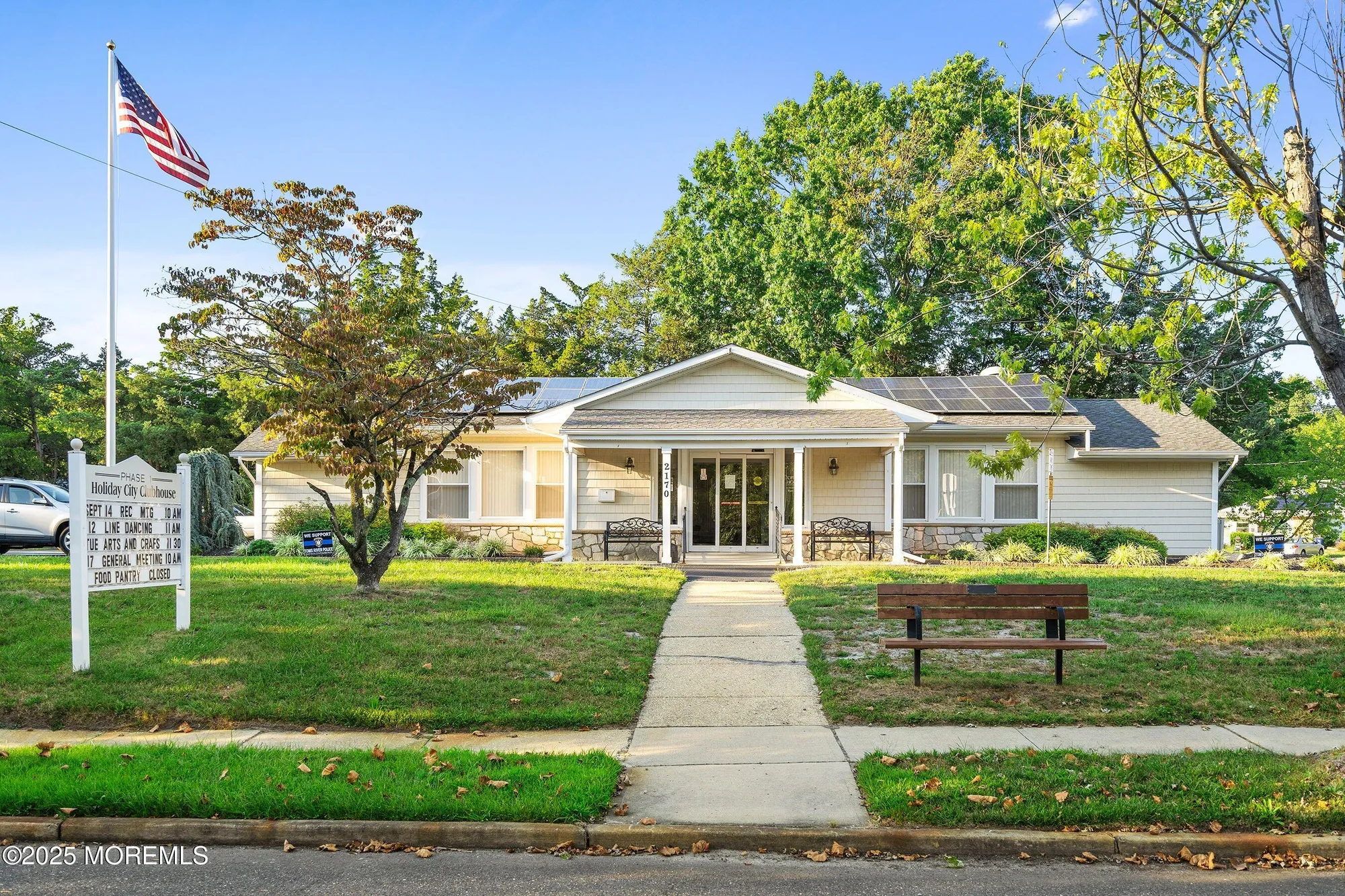 Property Slideshow image 18 of 26 | 1645 mount everest ln, Toms River, NJ, 08753