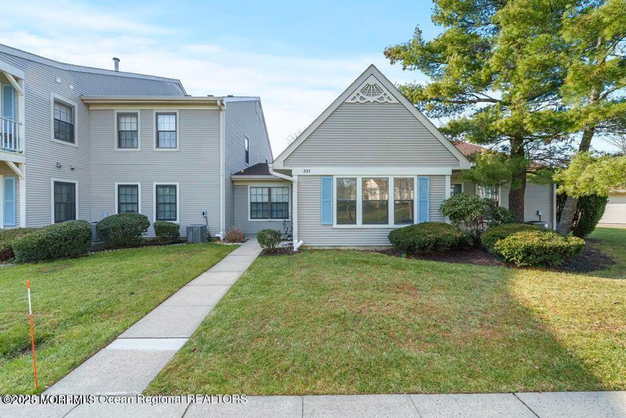 Property Slideshow image 1 of 28 | 237 wycoff way w, East Brunswick, NJ, 08816