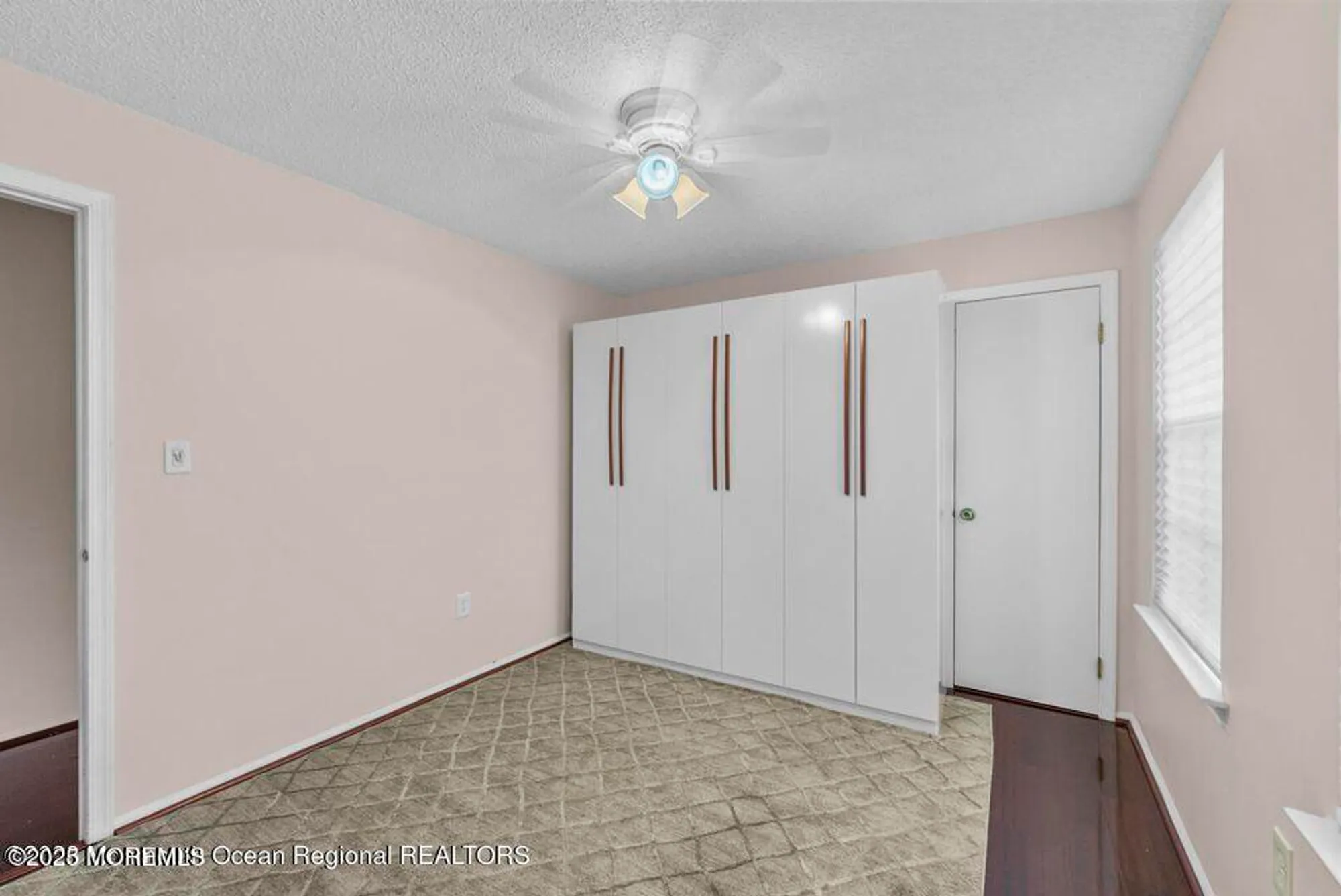 Property Slideshow image 20 of 28 | 237 wycoff way w, East Brunswick, NJ, 08816
