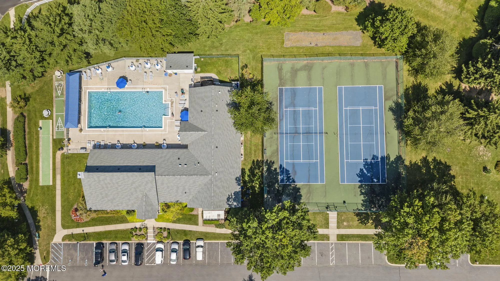 Property Slideshow image 6 of 28 | 237 wycoff way w, East Brunswick, NJ, 08816