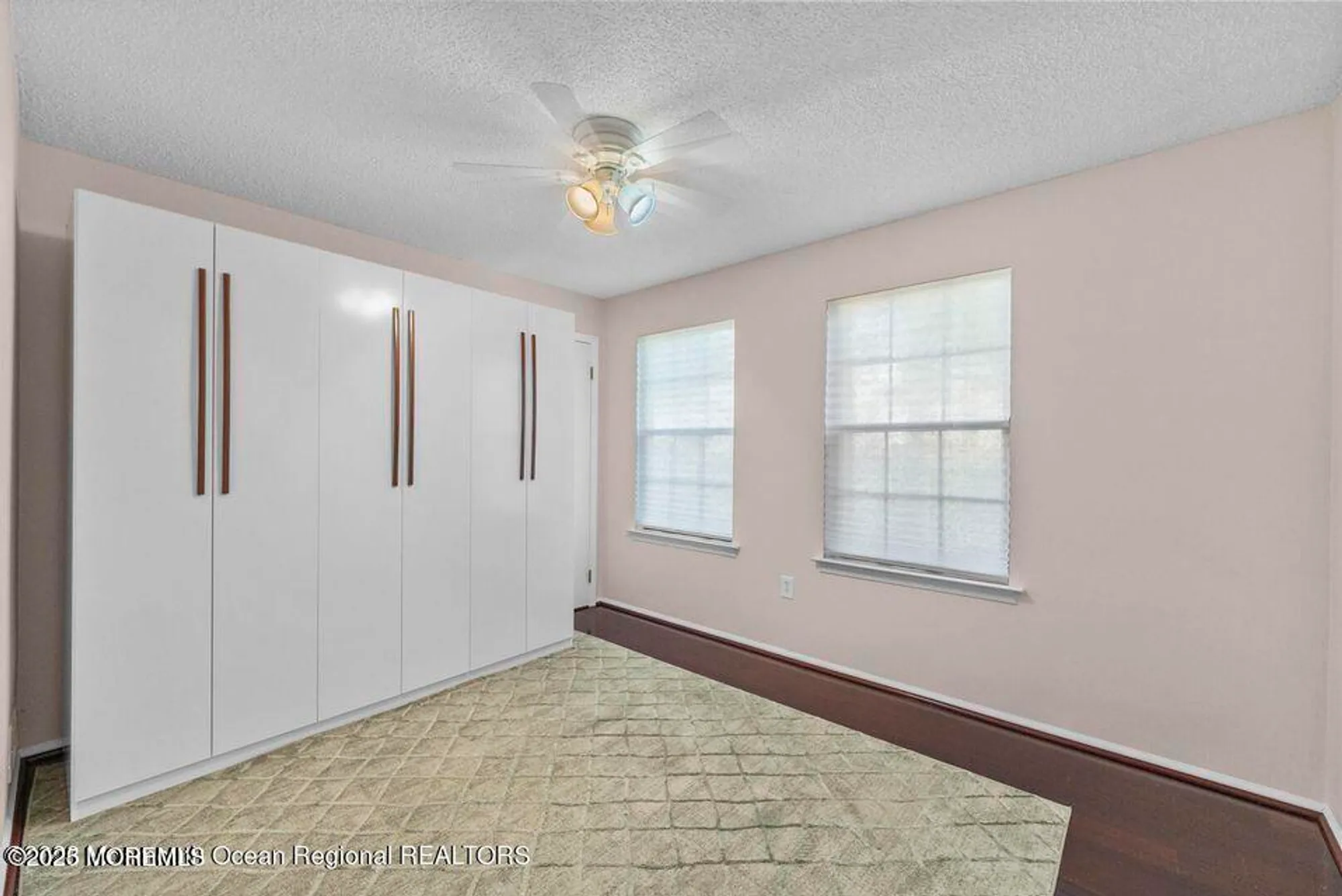 Property Slideshow image 21 of 28 | 237 wycoff way w, East Brunswick, NJ, 08816