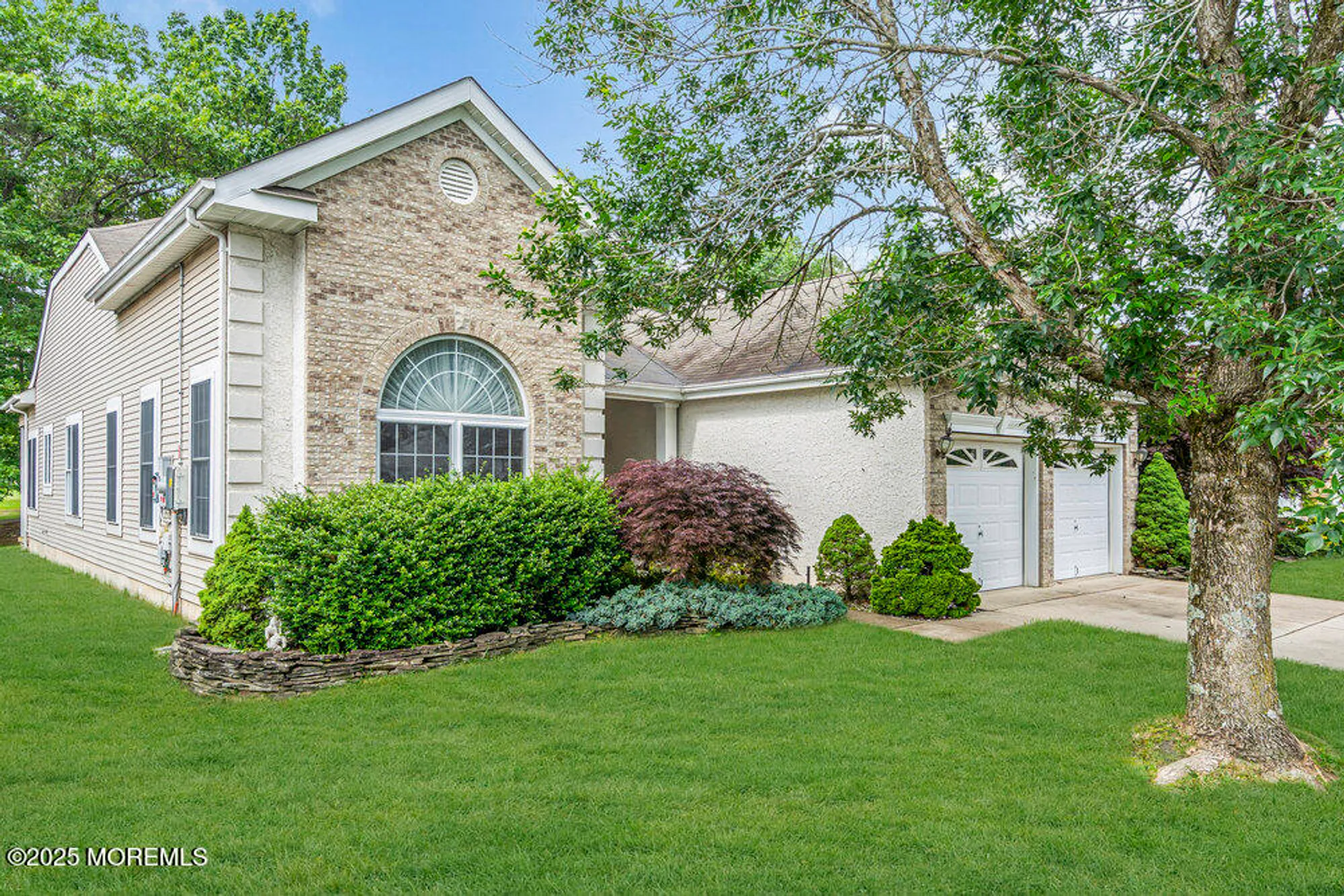 Property Slideshow image 1 of 45 | 33 pine valley rd, Jackson, NJ, 08527