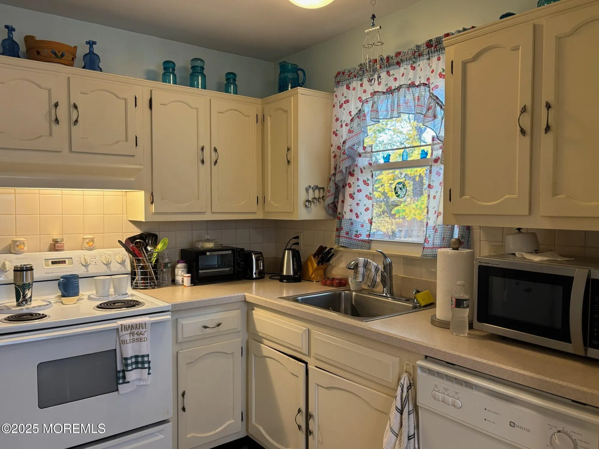 Property Slideshow image 21 of 39 | 791 hudson pkwy, Whiting, NJ, 08759