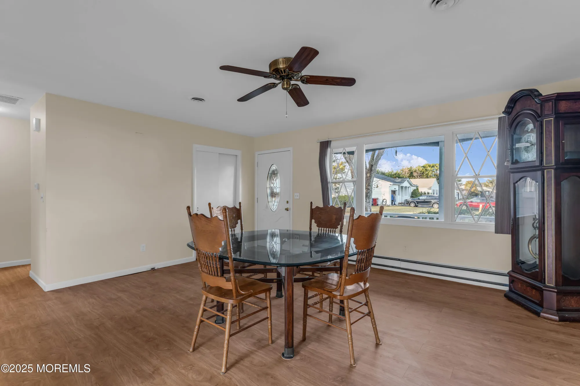 Property Slideshow image 13 of 26 | 1155 edgebrook dr, Toms River, NJ, 08757