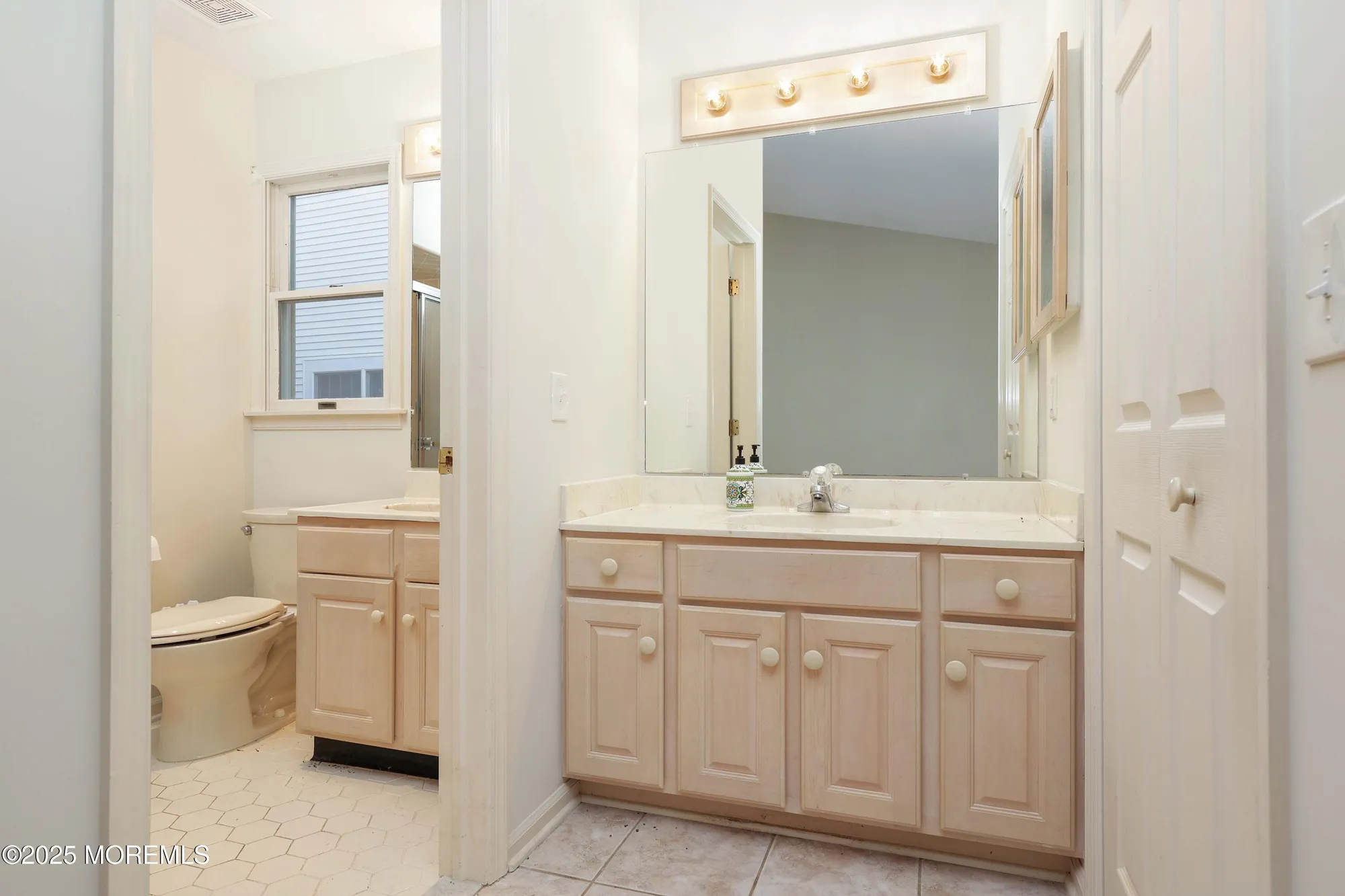 Property Slideshow image 28 of 37 | 1665 goldspire rd, Toms River, NJ, 08755