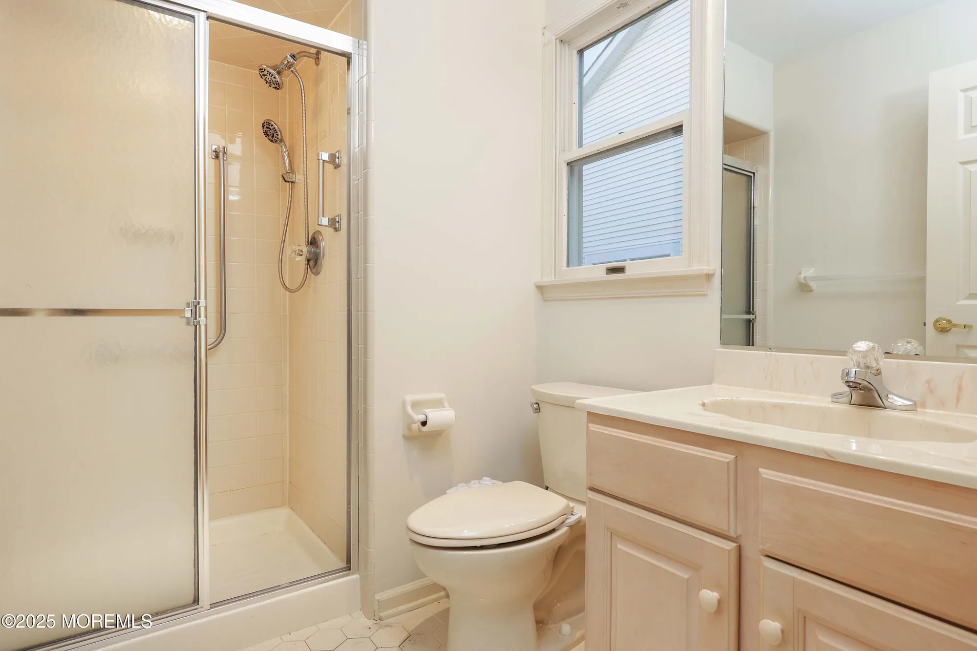 Property Slideshow image 27 of 37 | 1665 goldspire rd, Toms River, NJ, 08755