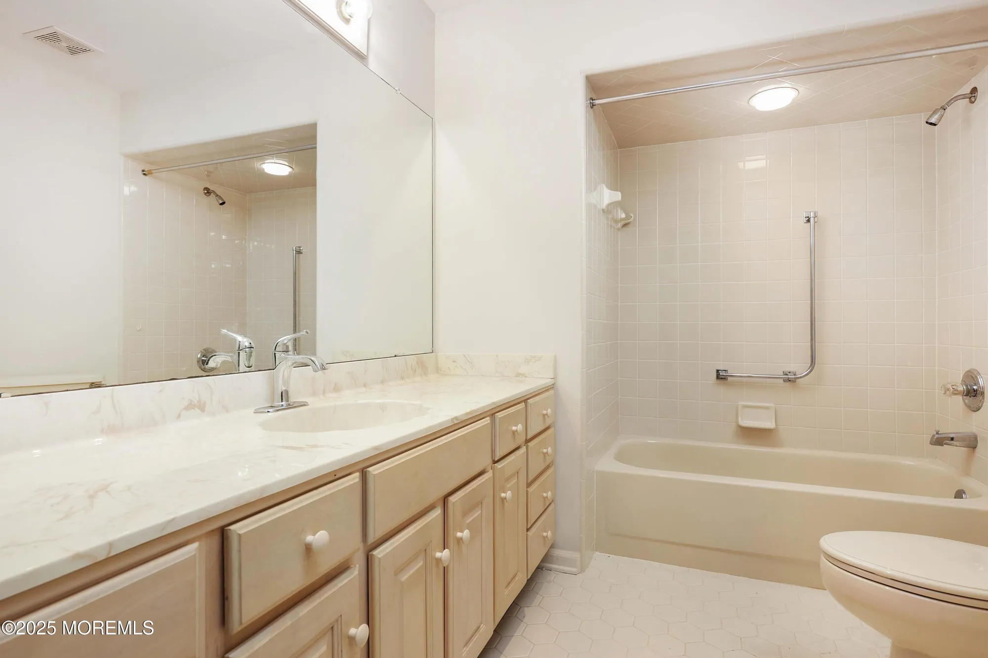 Property Slideshow image 26 of 37 | 1665 goldspire rd, Toms River, NJ, 08755