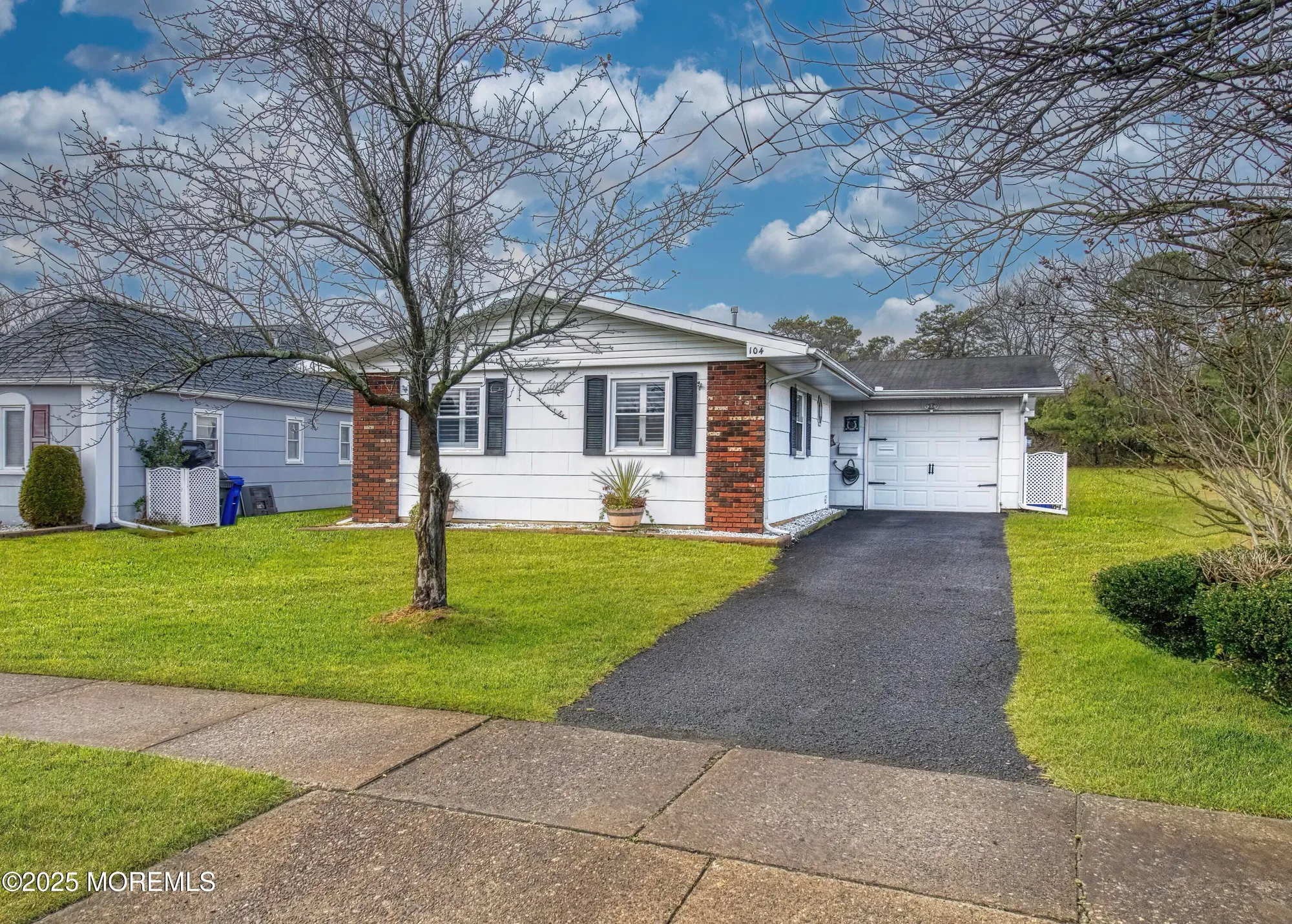 Property Slideshow image 1 of 52 | 104 baser ln, Brick, NJ, 08724