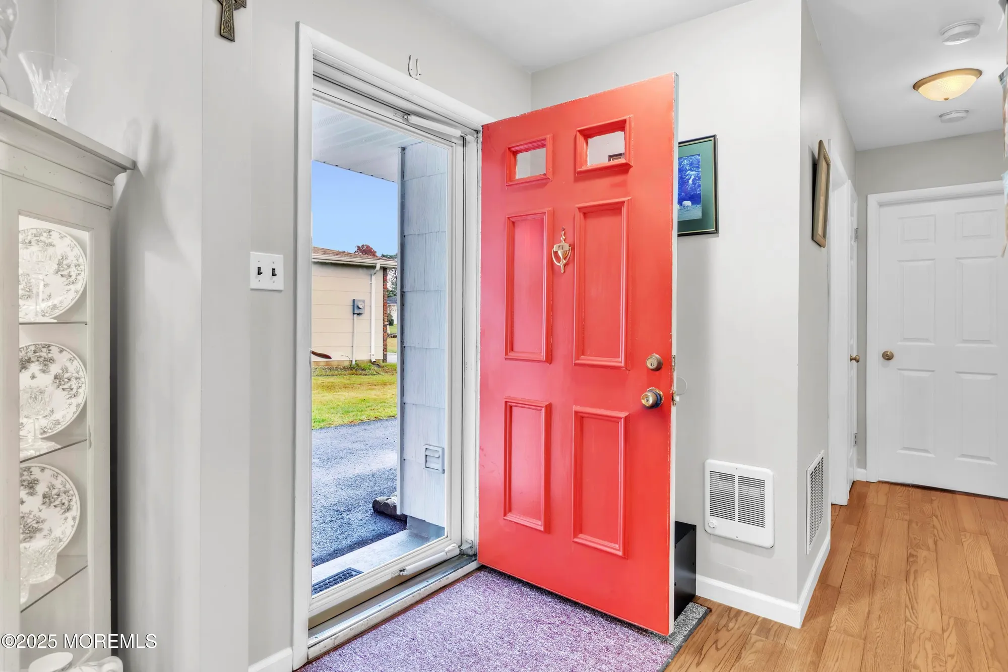 Property Slideshow image 4 of 52 | 104 baser ln, Brick, NJ, 08724