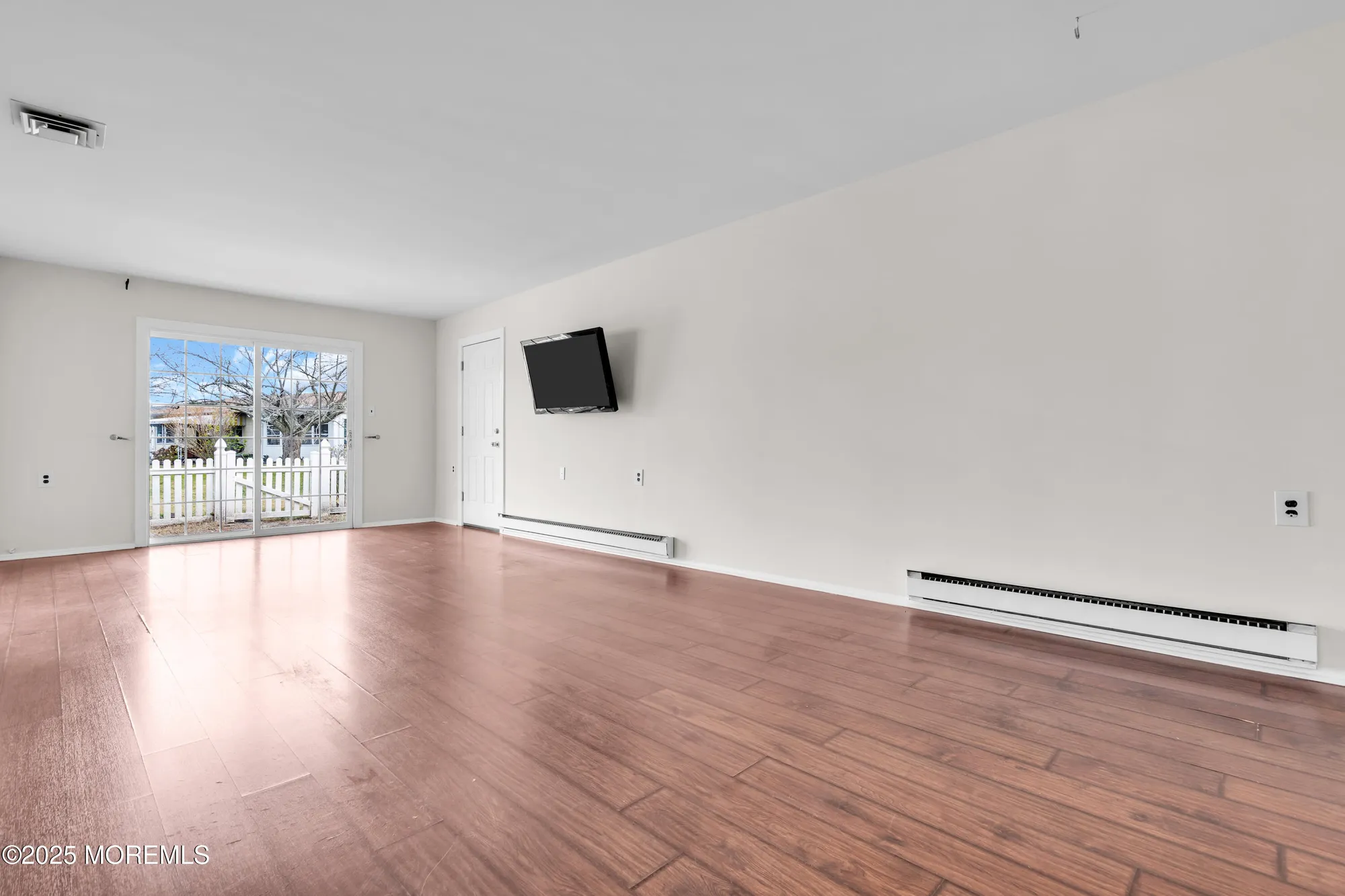 Property Slideshow image 10 of 40 | 201 blake cir, Brick, NJ, 08724