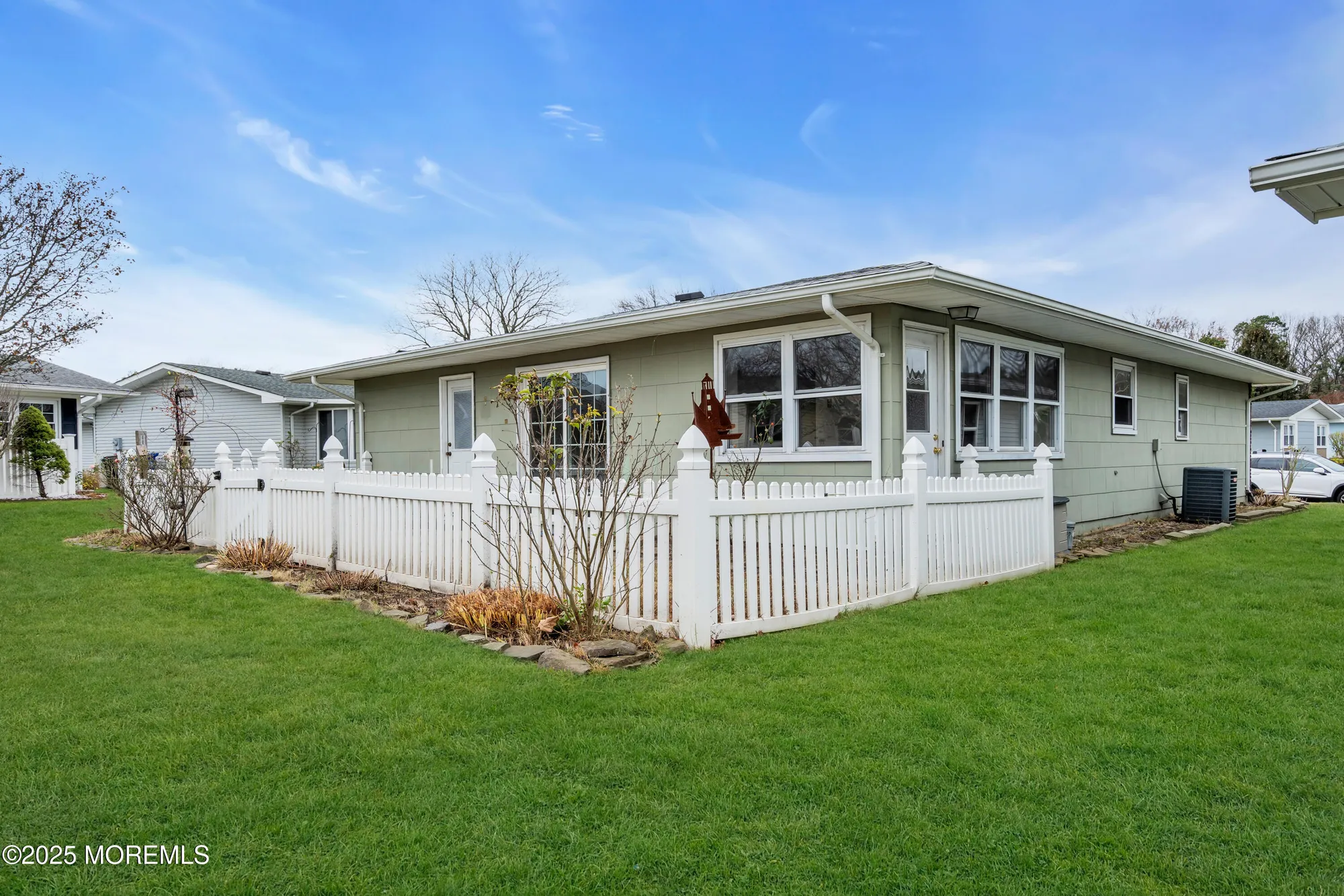 Property Slideshow image 29 of 40 | 201 blake cir, Brick, NJ, 08724