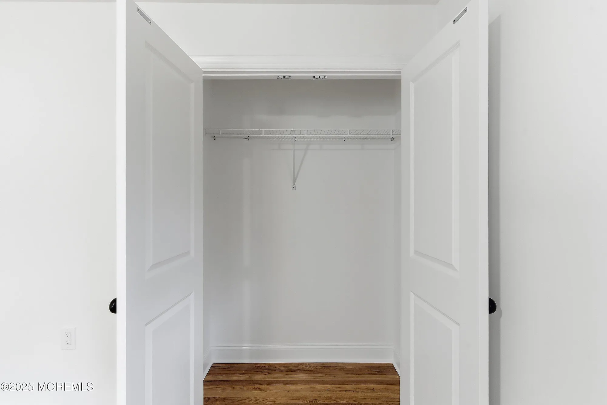 Property Slideshow image 16 of 37 | 1769 mount idenburg ln, Toms River, NJ, 08753