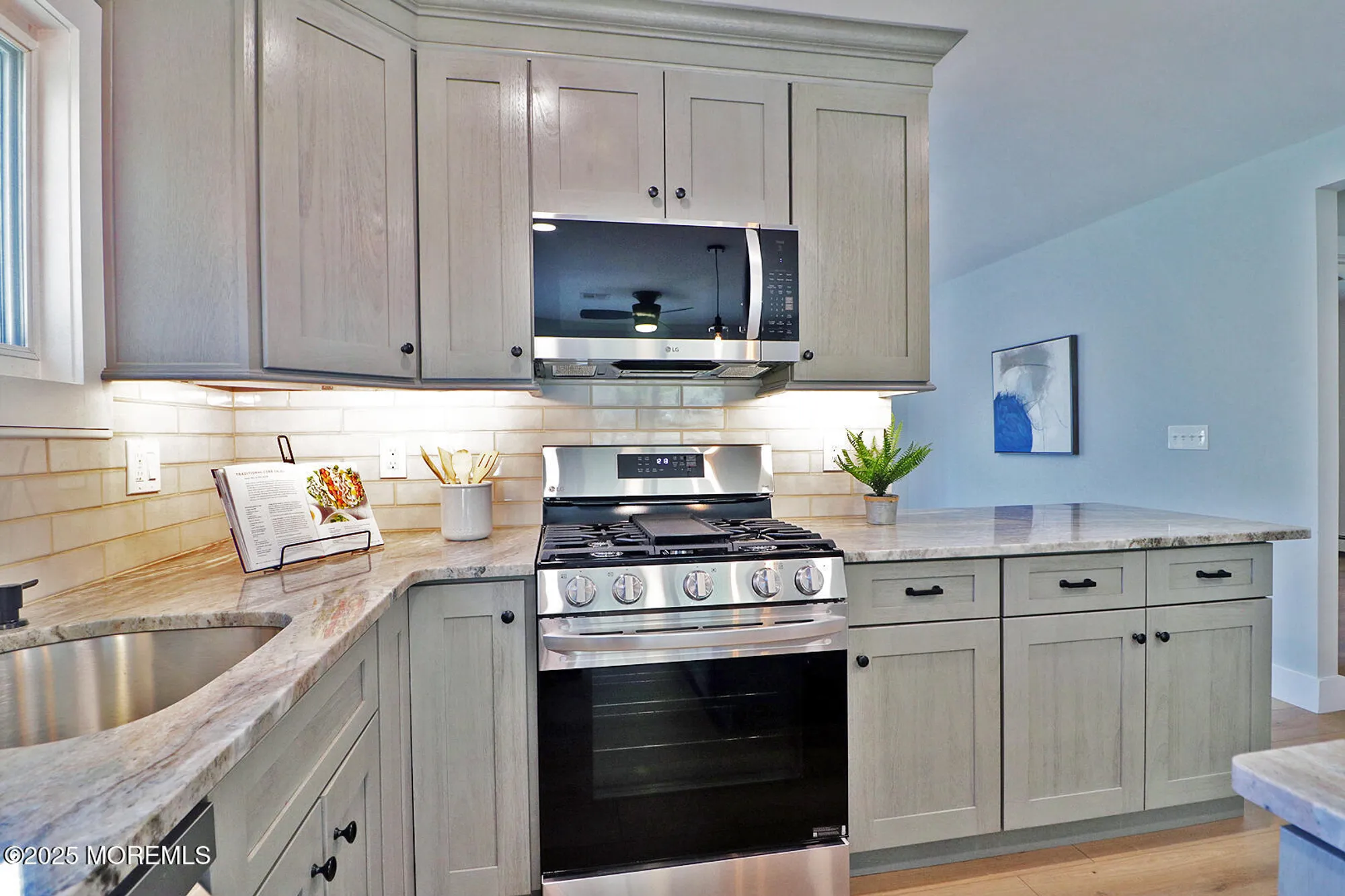 Property Slideshow image 17 of 43 | 16 mount dashan ln, Toms River, NJ, 08753