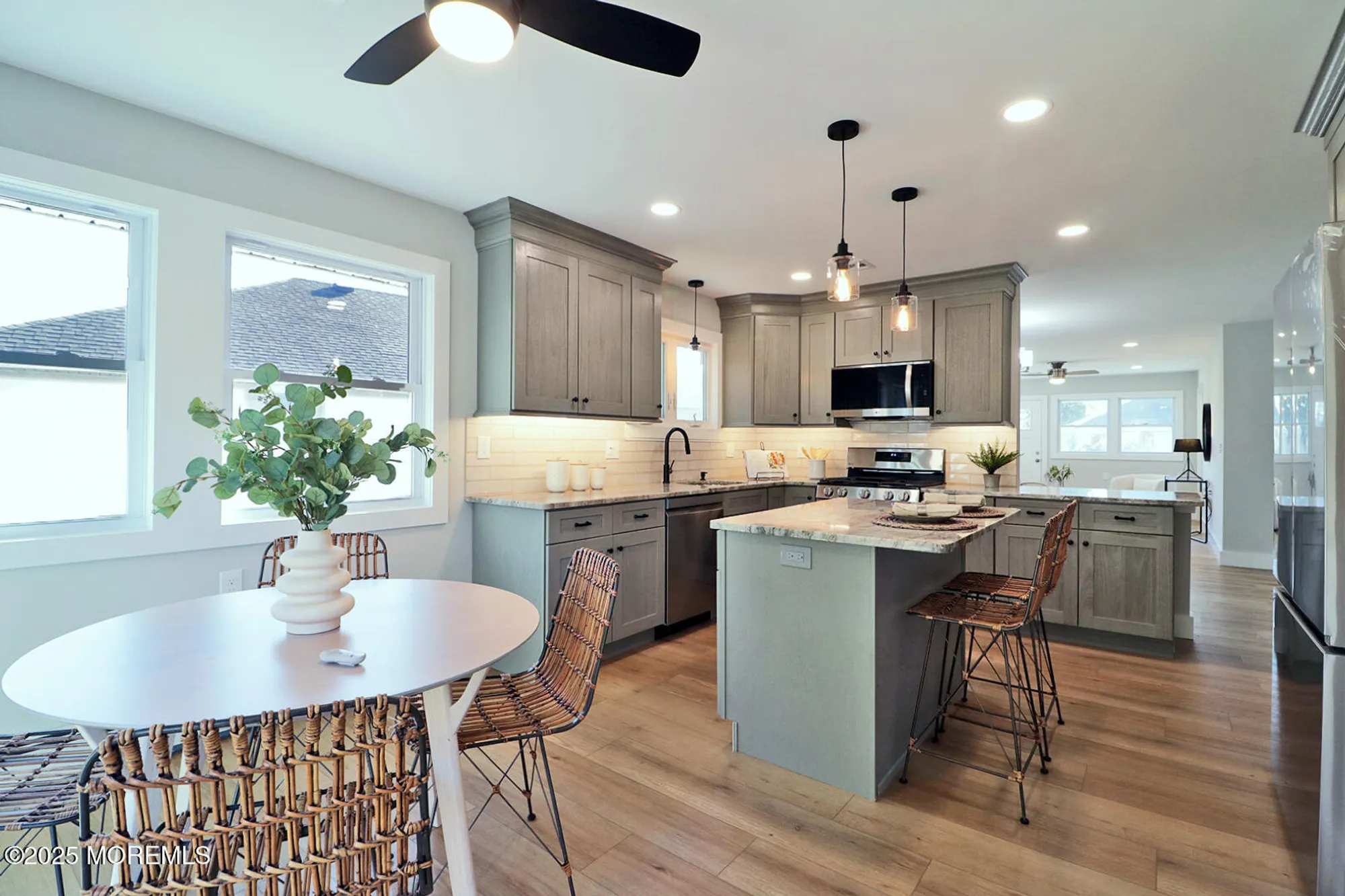 Property Slideshow image 20 of 43 | 16 mount dashan ln, Toms River, NJ, 08753