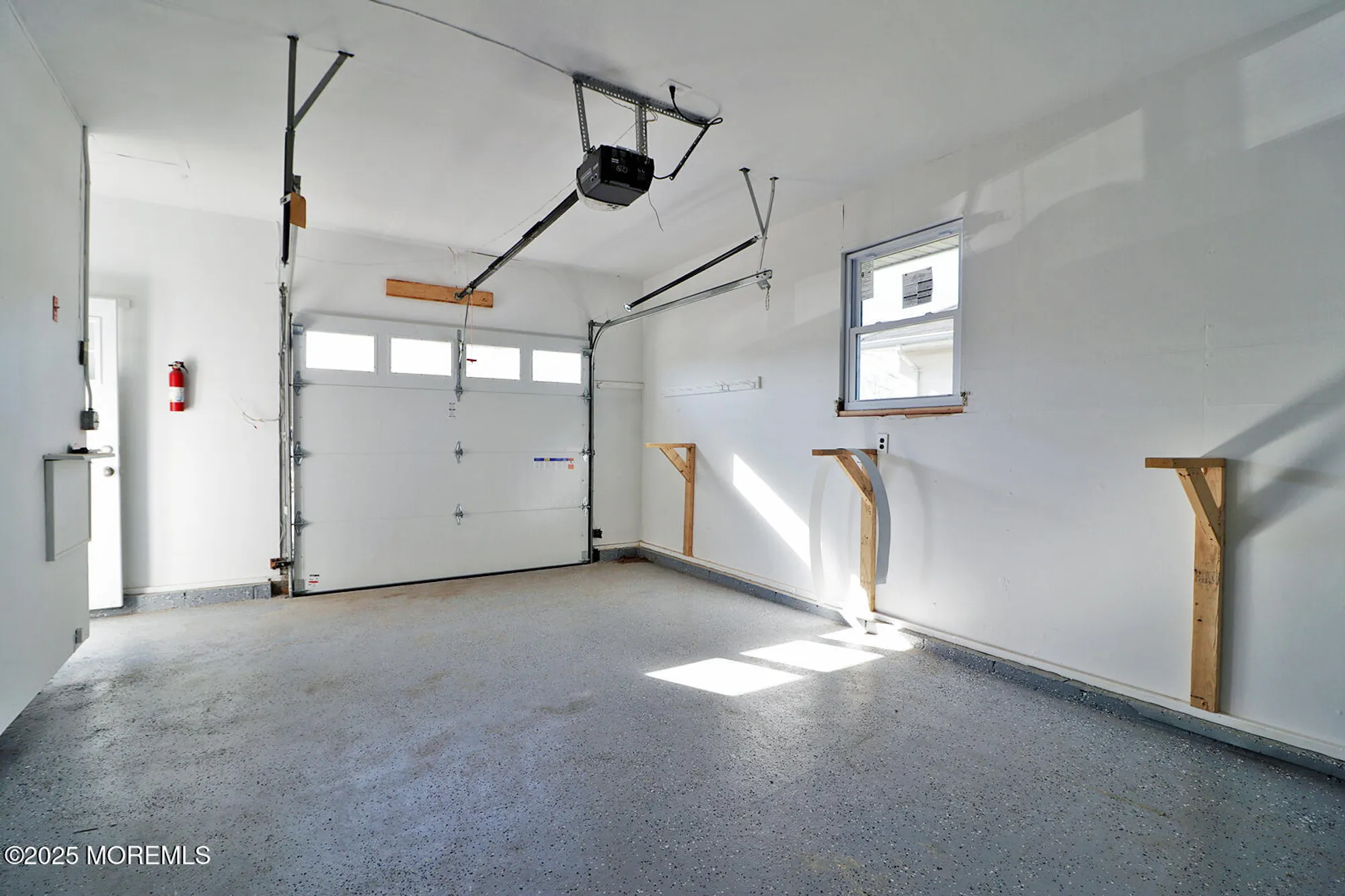 Property Slideshow image 32 of 43 | 16 mount dashan ln, Toms River, NJ, 08753