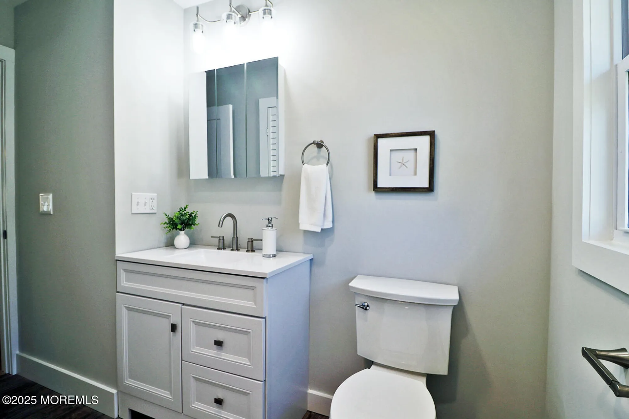 Property Slideshow image 29 of 43 | 16 mount dashan ln, Toms River, NJ, 08753