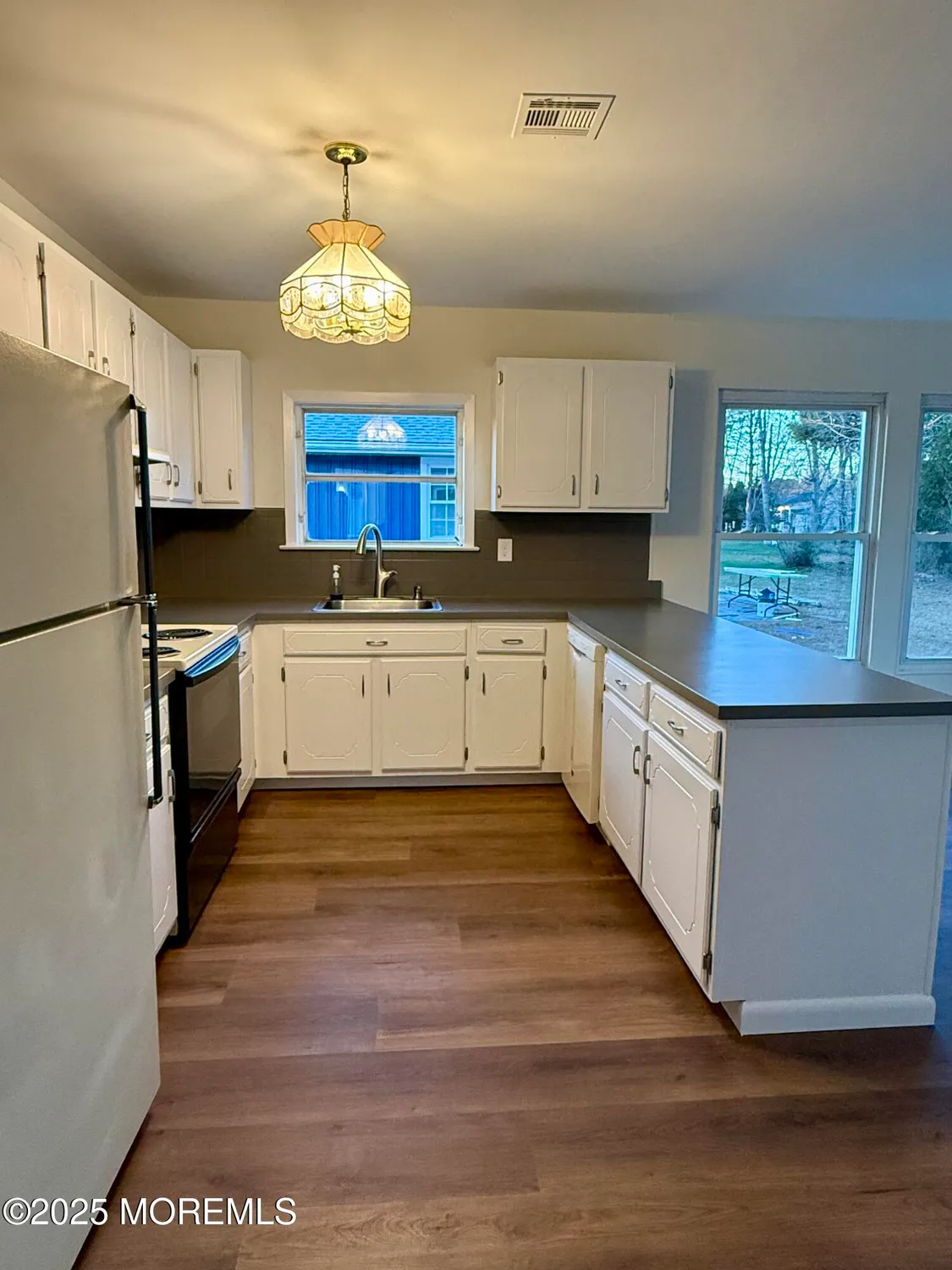 Property Slideshow image 10 of 19 | 8 nevis ct, Toms River, NJ, 08757