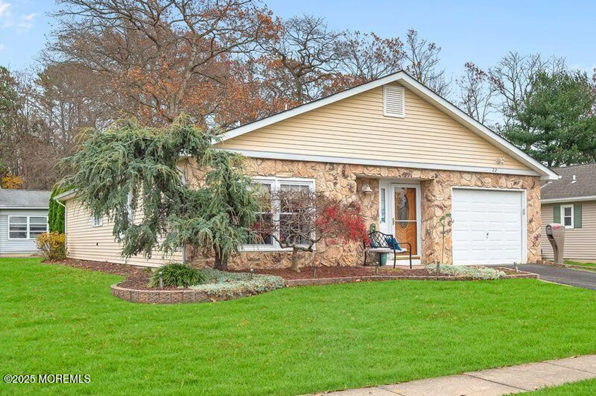 Property Slideshow image 1 of 27 | 22 rushmore dr, Brick, NJ, 08724