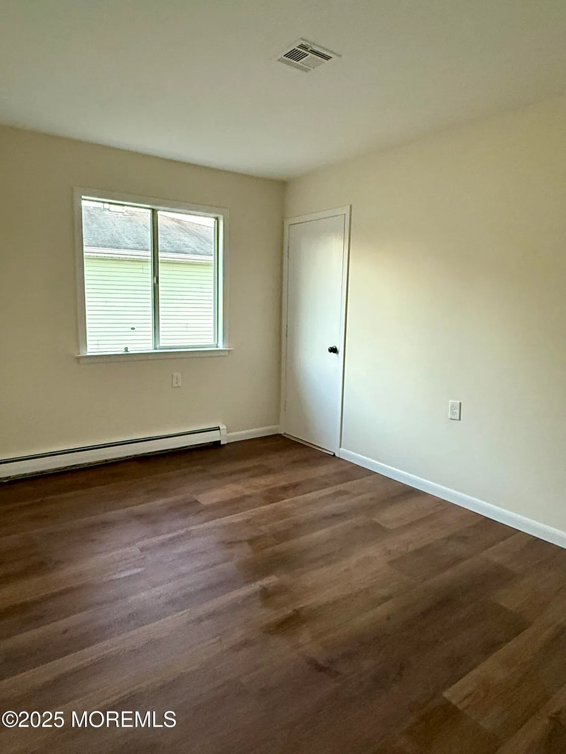 Property Slideshow image 15 of 19 | 8 nevis ct, Toms River, NJ, 08757