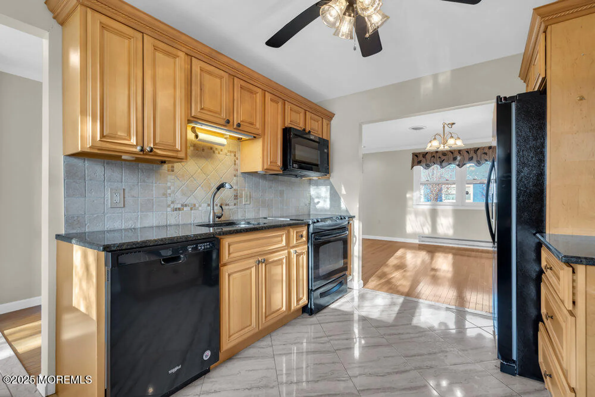 Property Slideshow image 11 of 18 | 9 apple ln, Whiting, NJ, 08759