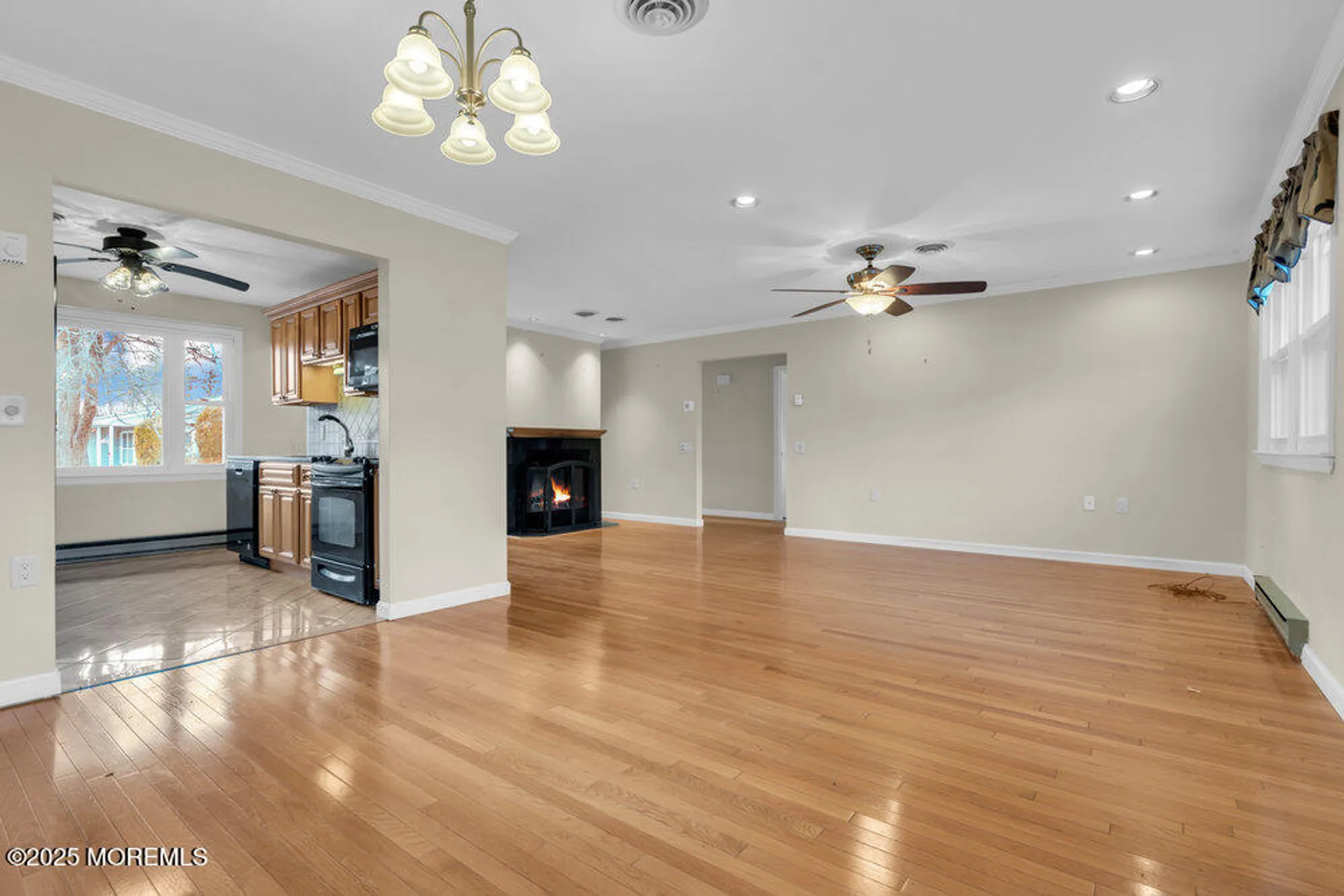 Property Slideshow image 6 of 18 | 9 apple ln, Whiting, NJ, 08759