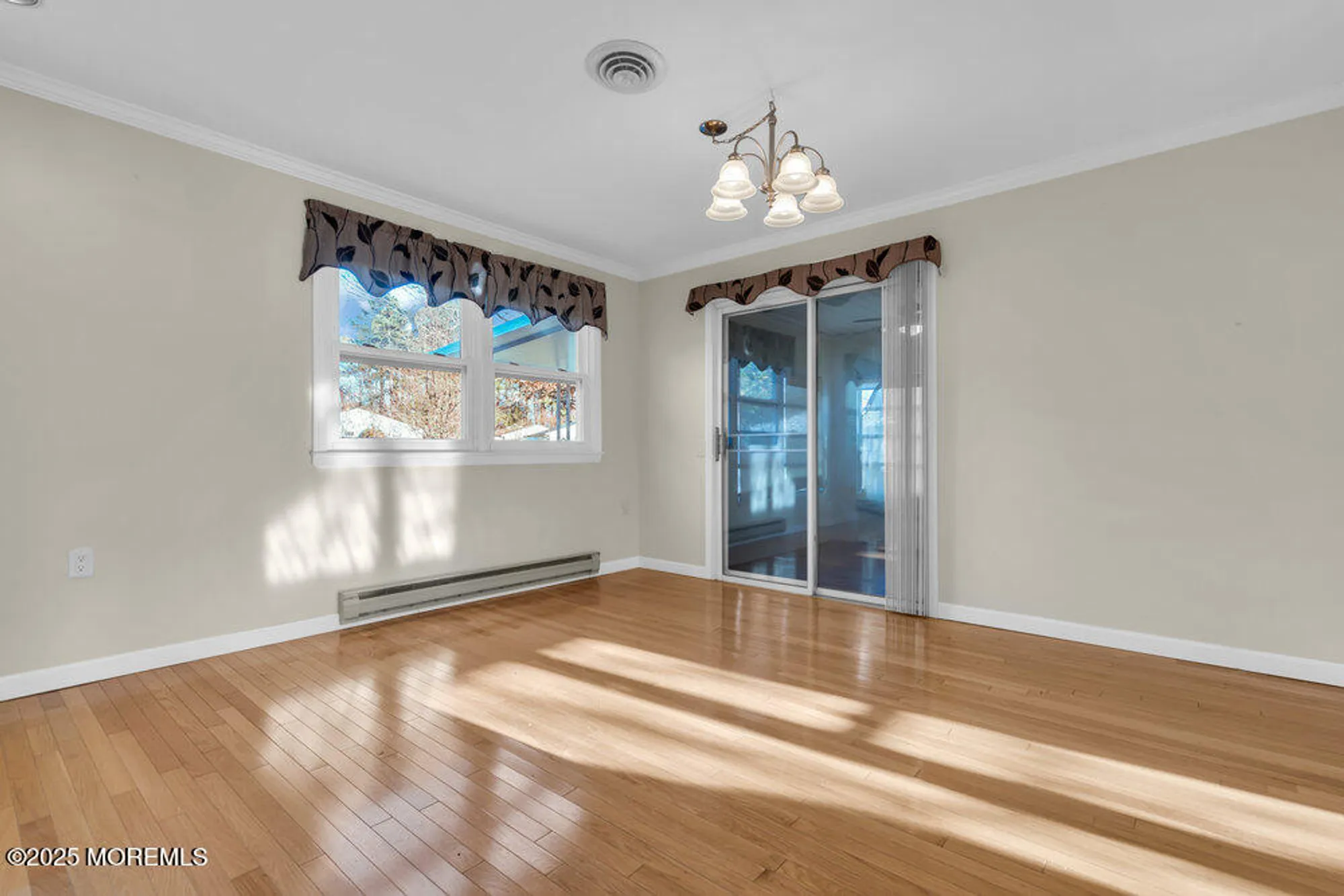 Property Slideshow image 7 of 18 | 9 apple ln, Whiting, NJ, 08759