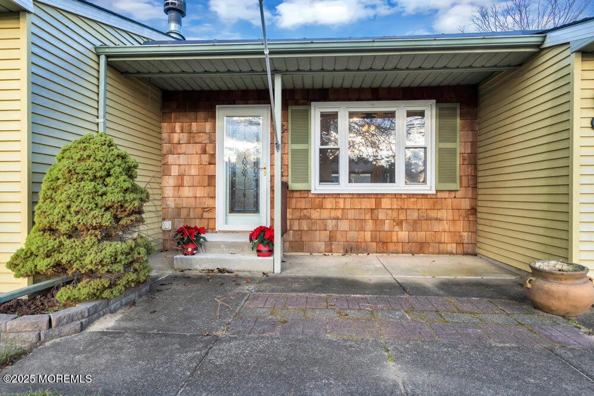 Property Slideshow image 3 of 18 | 9 apple ln, Whiting, NJ, 08759