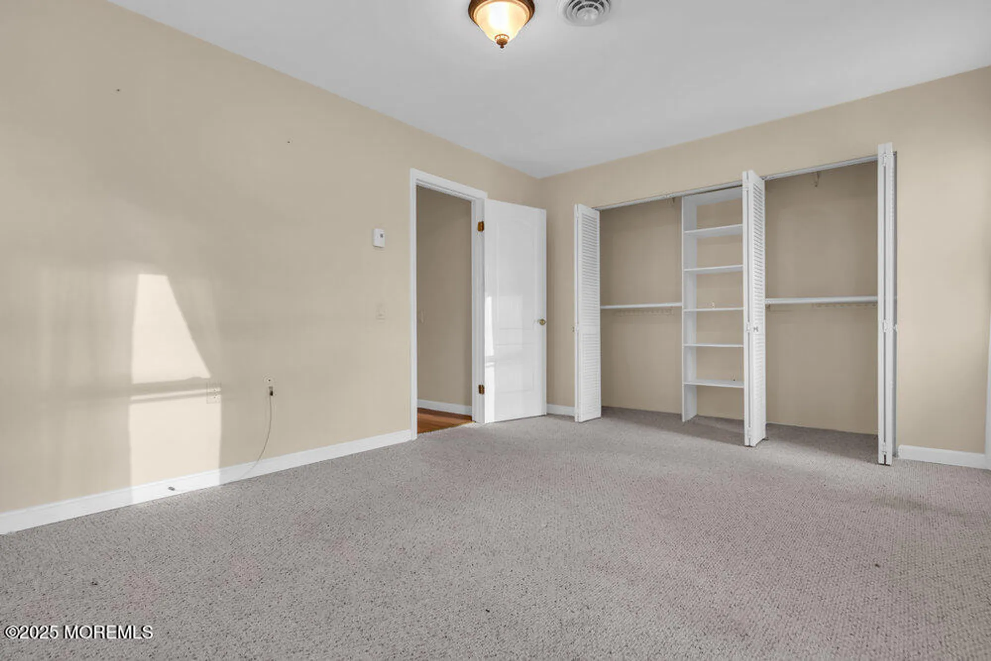 Property Slideshow image 14 of 18 | 9 apple ln, Whiting, NJ, 08759