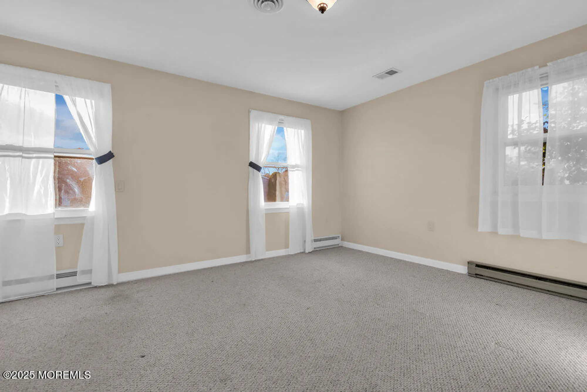 Property Slideshow image 13 of 18 | 9 apple ln, Whiting, NJ, 08759