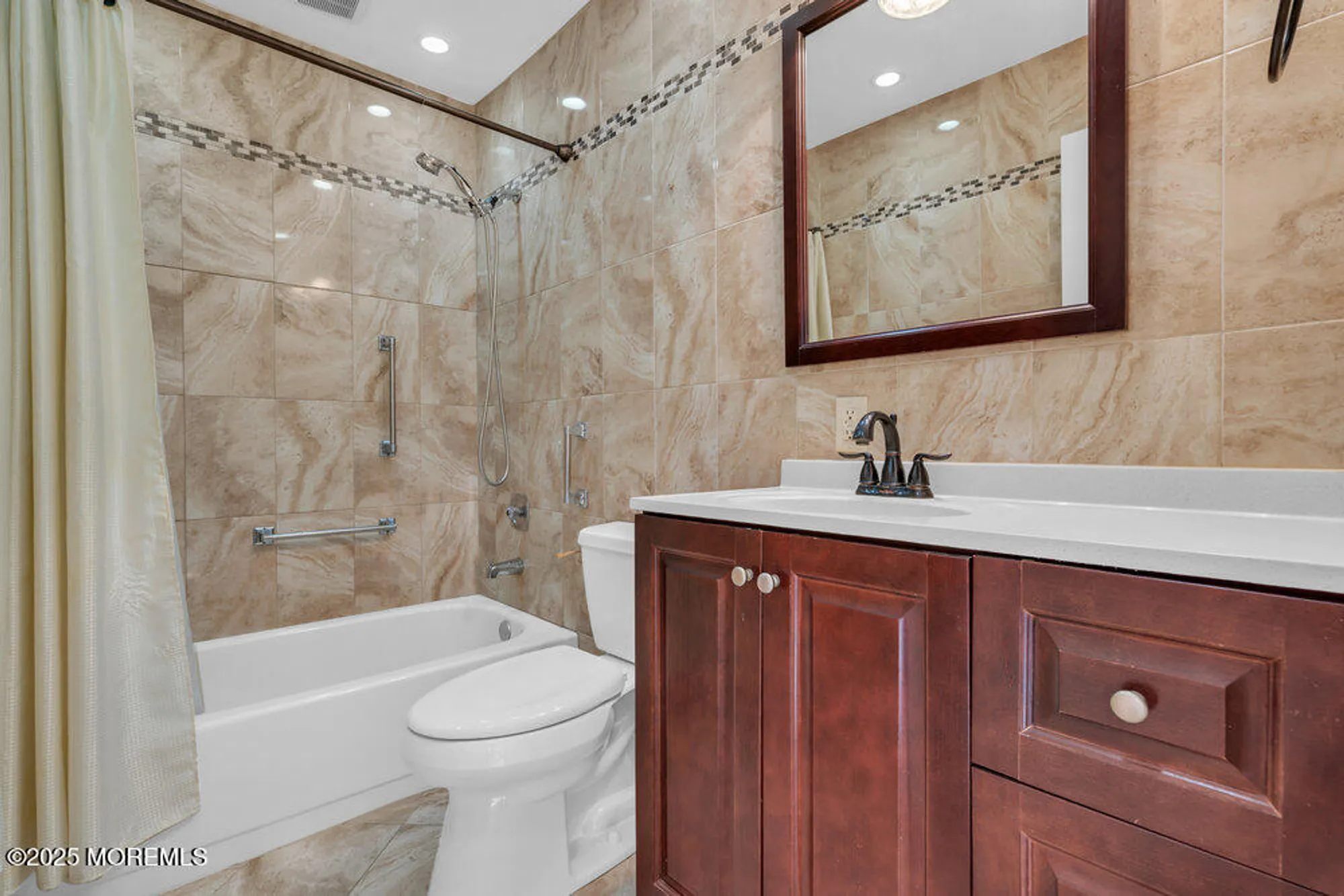 Property Slideshow image 15 of 18 | 9 apple ln, Whiting, NJ, 08759