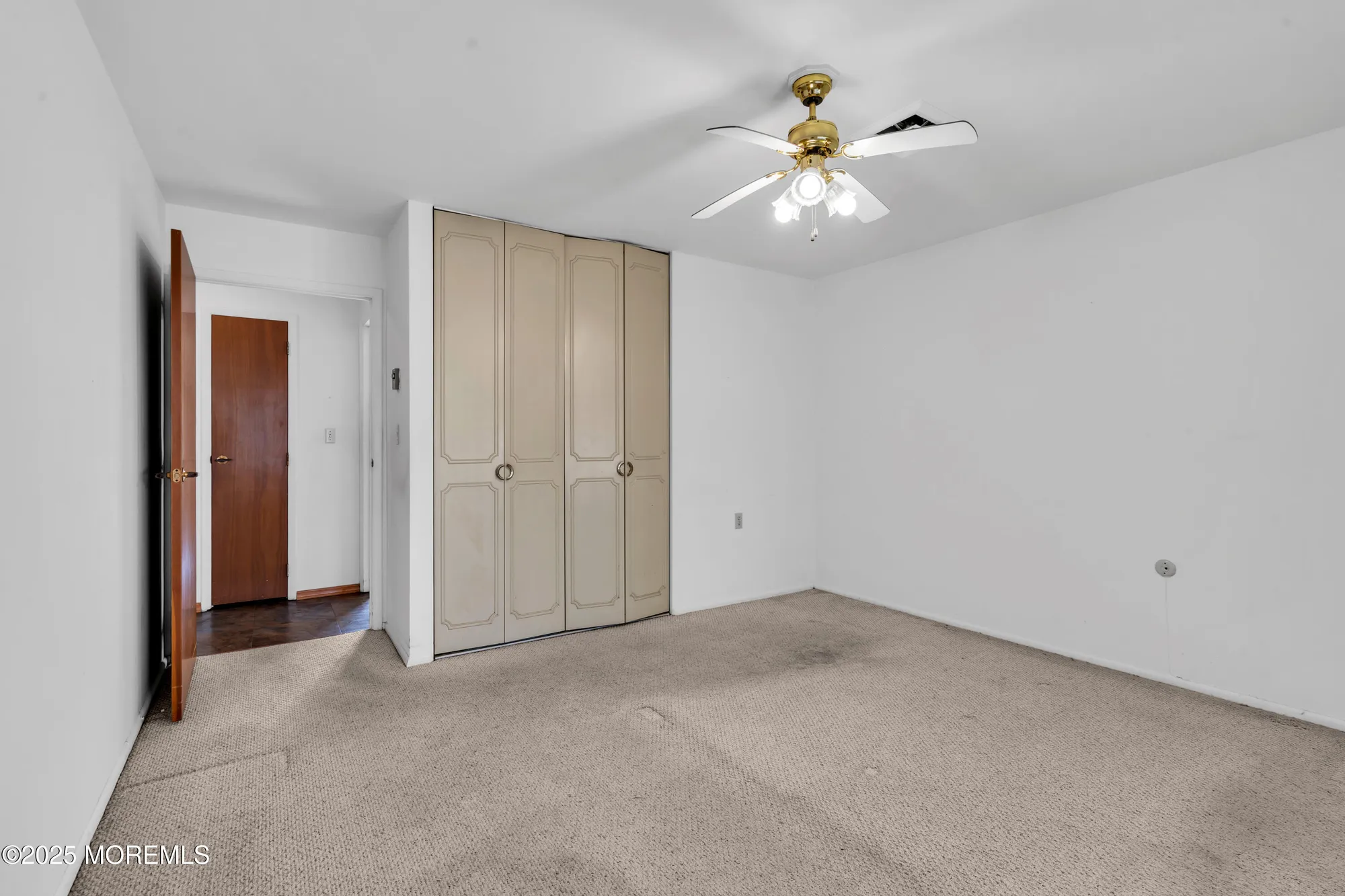 Property Slideshow image 17 of 22 | 243d jefferson ct, Lakewood, NJ, 08701