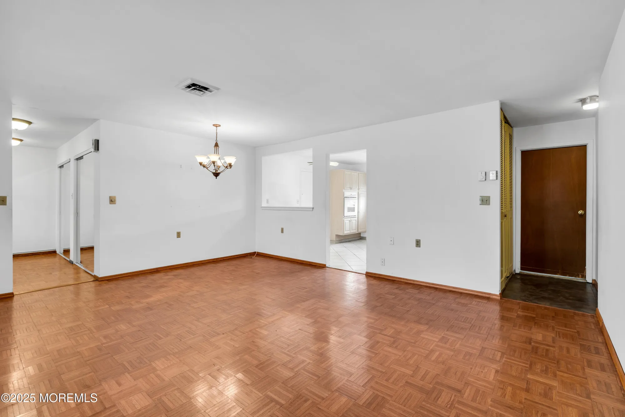 Property Slideshow image 10 of 22 | 243d jefferson ct, Lakewood, NJ, 08701