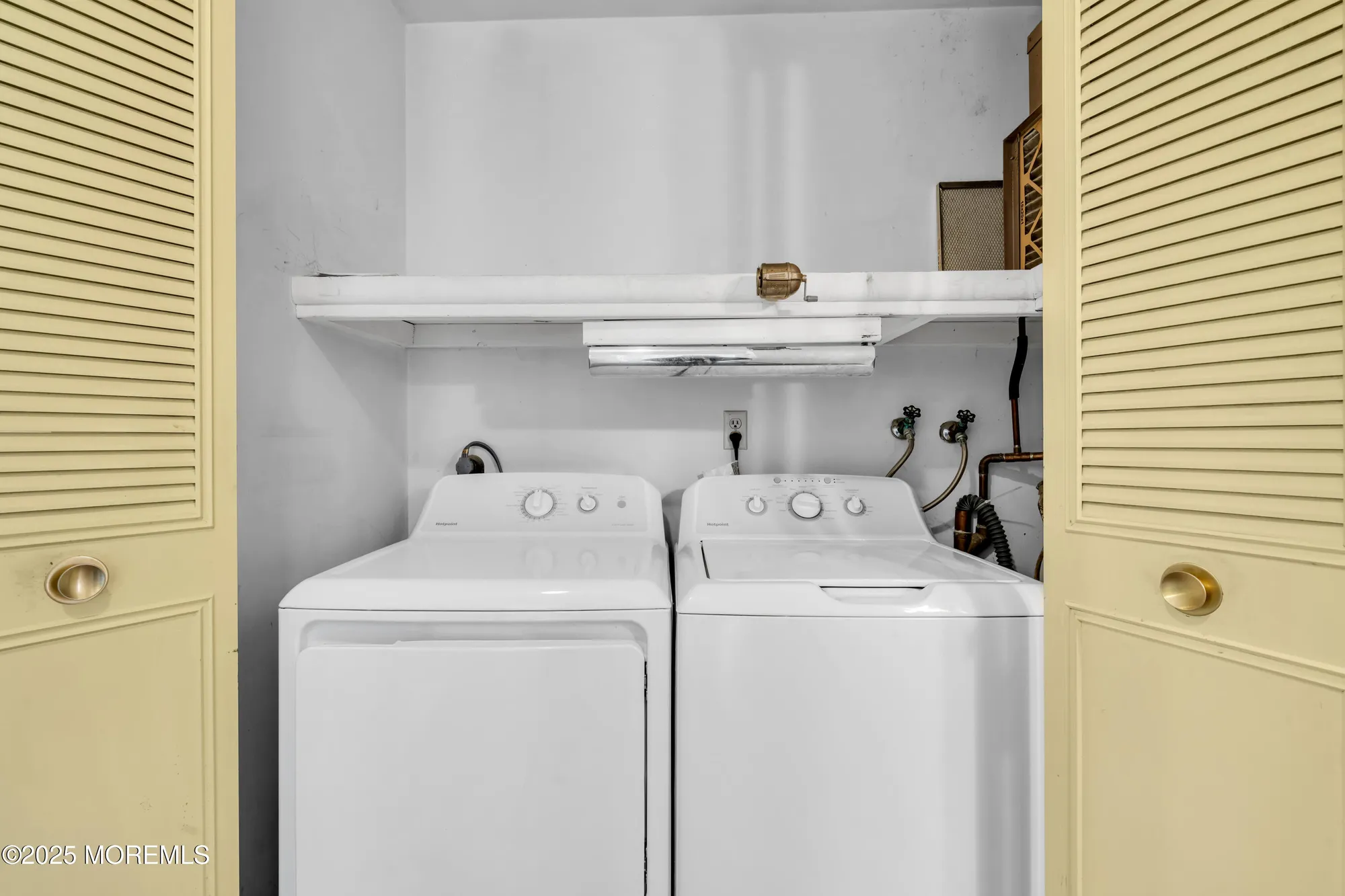 Property Slideshow image 19 of 22 | 243d jefferson ct, Lakewood, NJ, 08701