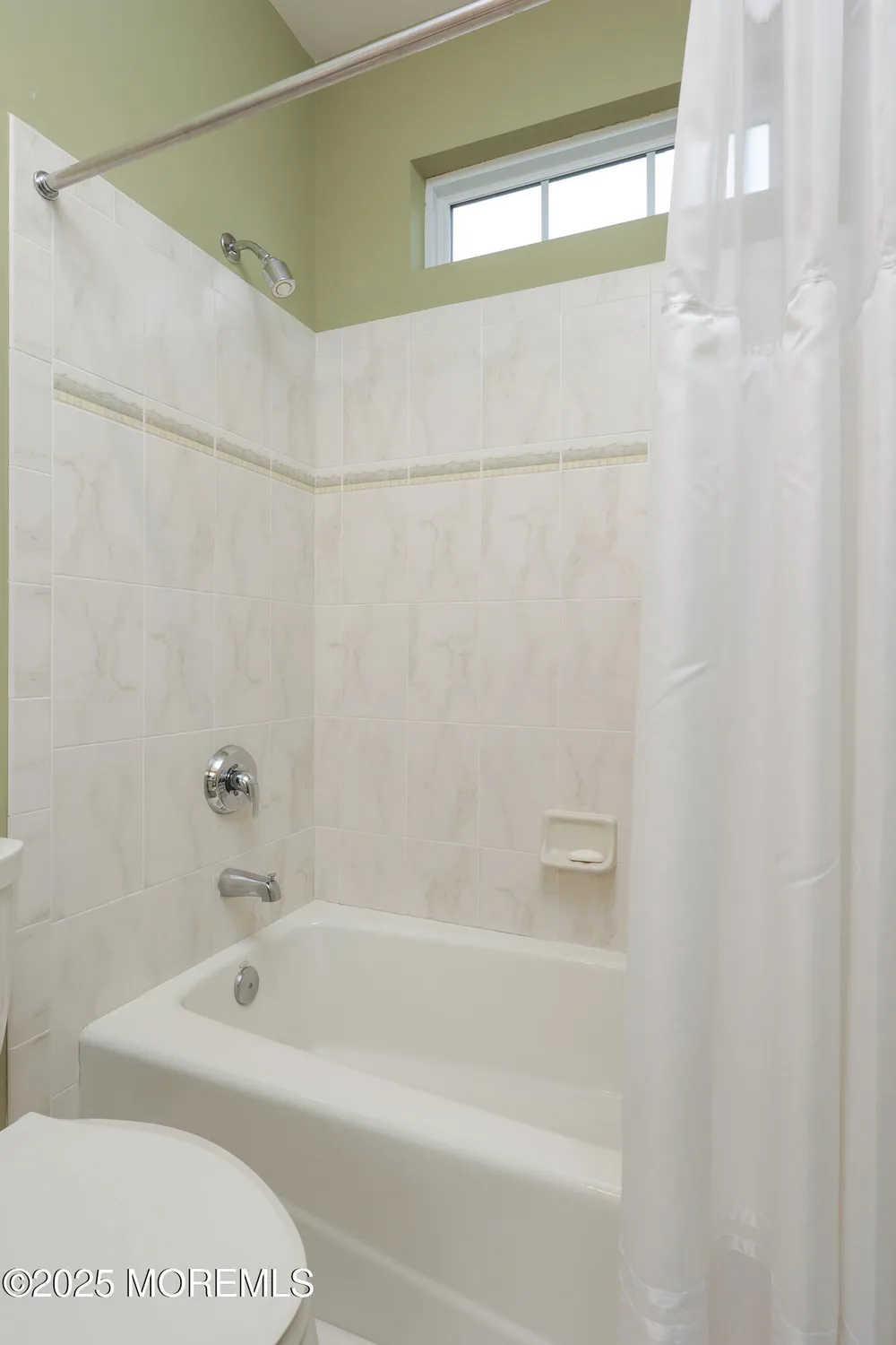 Property Slideshow image 14 of 28 | 707 michael ct, Lakewood, NJ, 08701