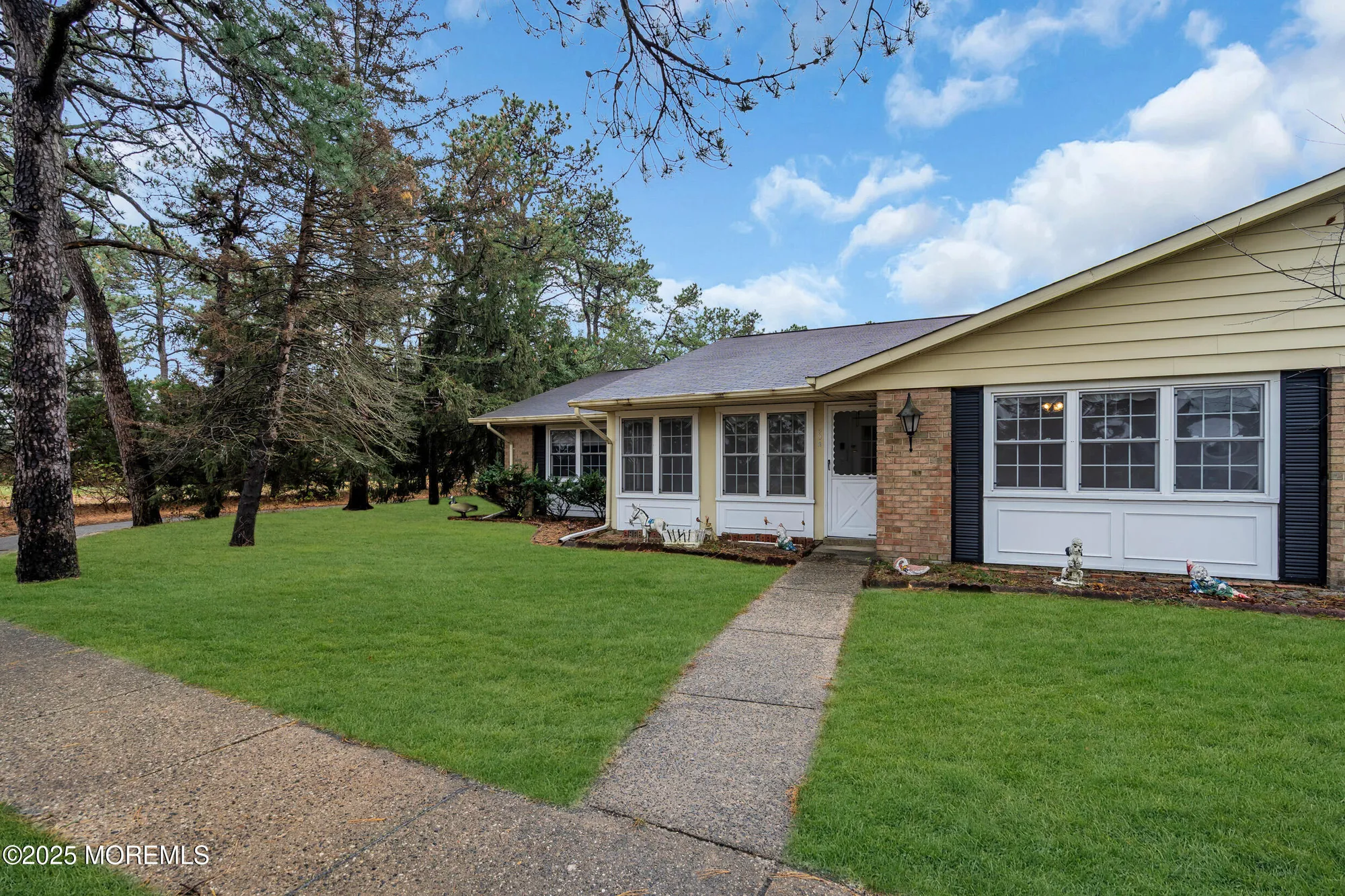 Property Slideshow image 1 of 41 | 29a gramercy ln, Manchester, NJ, 08759