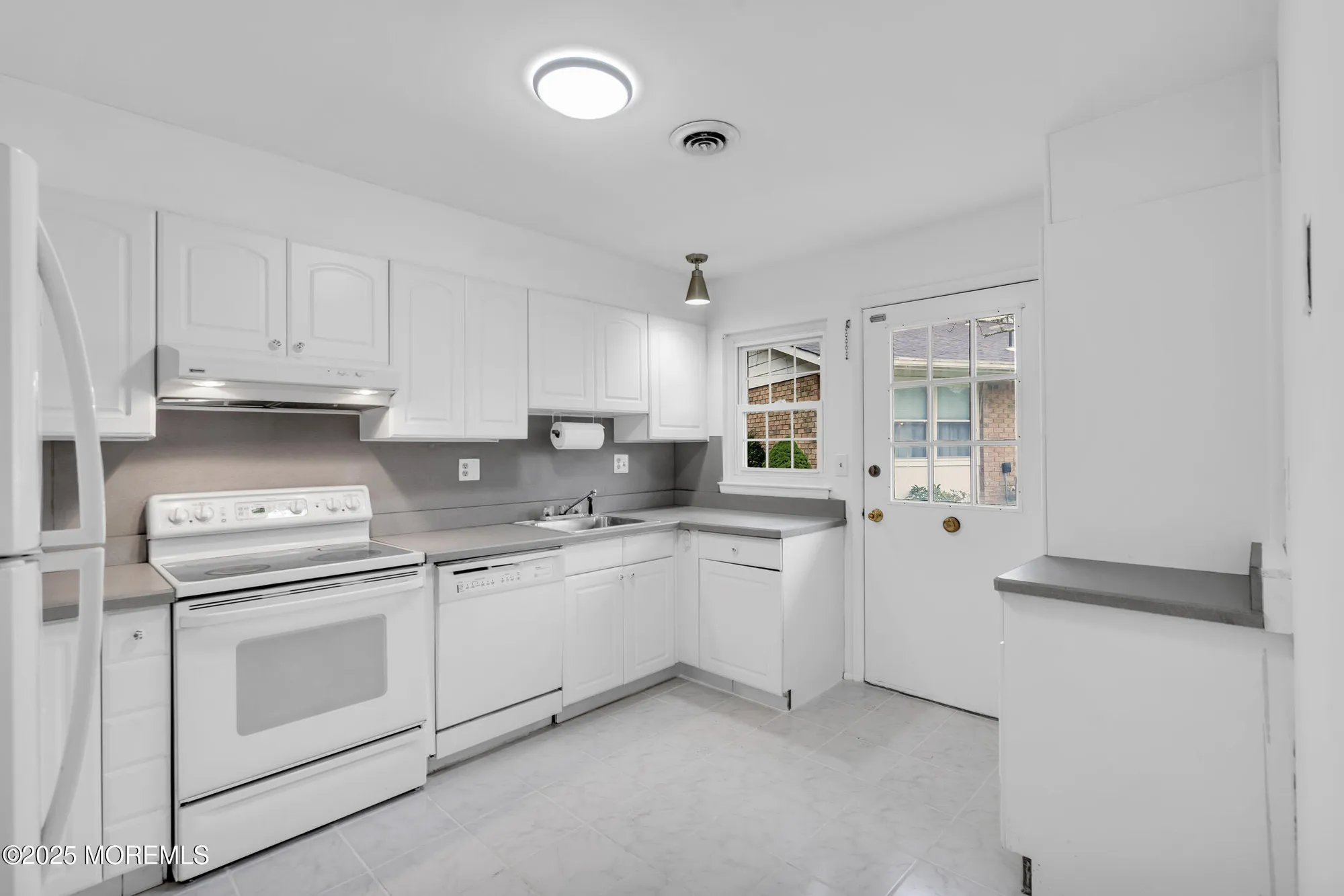 Property Slideshow image 6 of 41 | 29a gramercy ln, Manchester, NJ, 08759