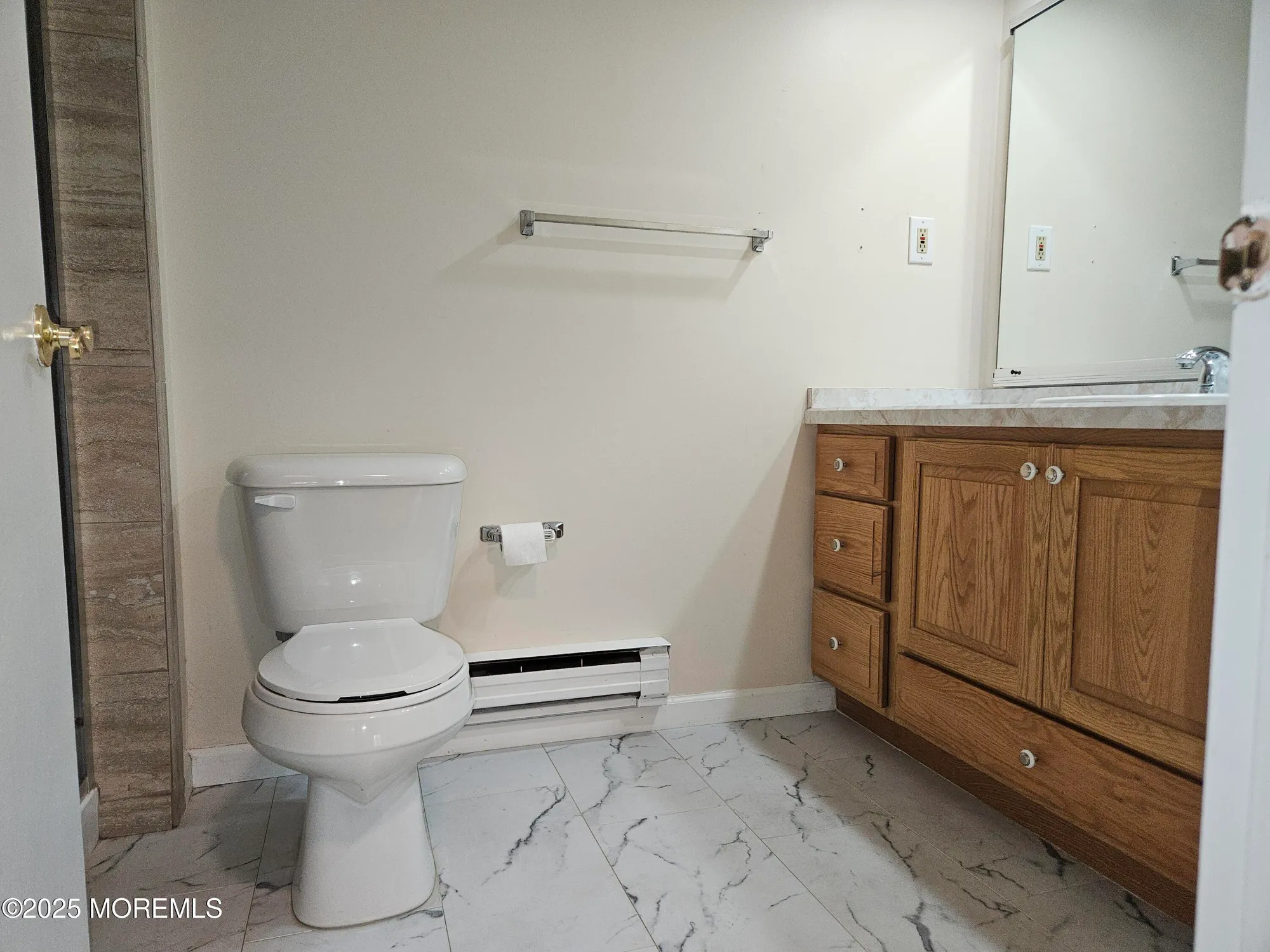 Property Slideshow image 7 of 21 | 54 amberly dr g, Manalapan, NJ, 07726