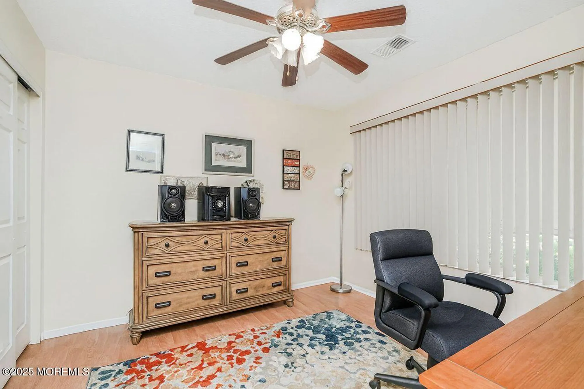 Property Slideshow image 14 of 18 | 35 ivy ridge close, Freehold, NJ, 07728